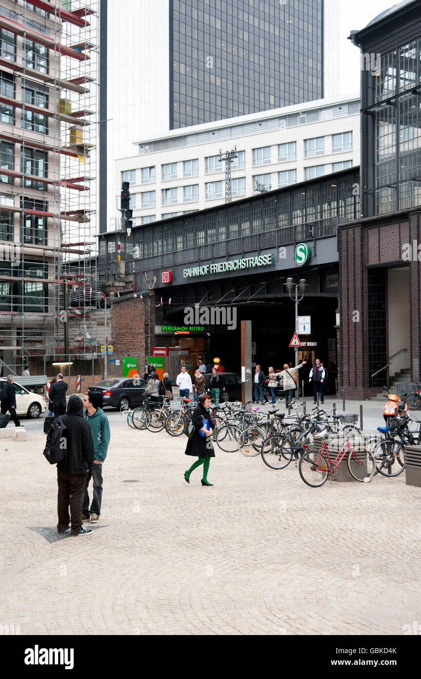 Quadratische außen Bahnhof Friedrichstraße, Berlin Stockfoto