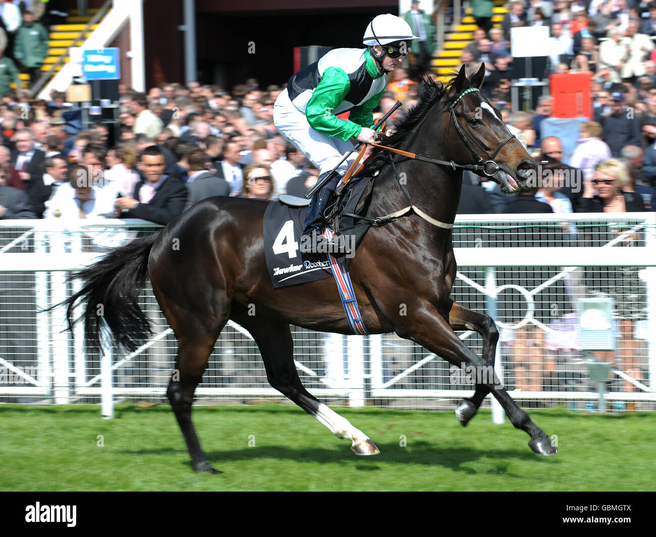 Pferderennen - Festival - Tag drei - Chester Rennbahn - Hawker Beechcraft Handicap Stakes kann Stockfoto