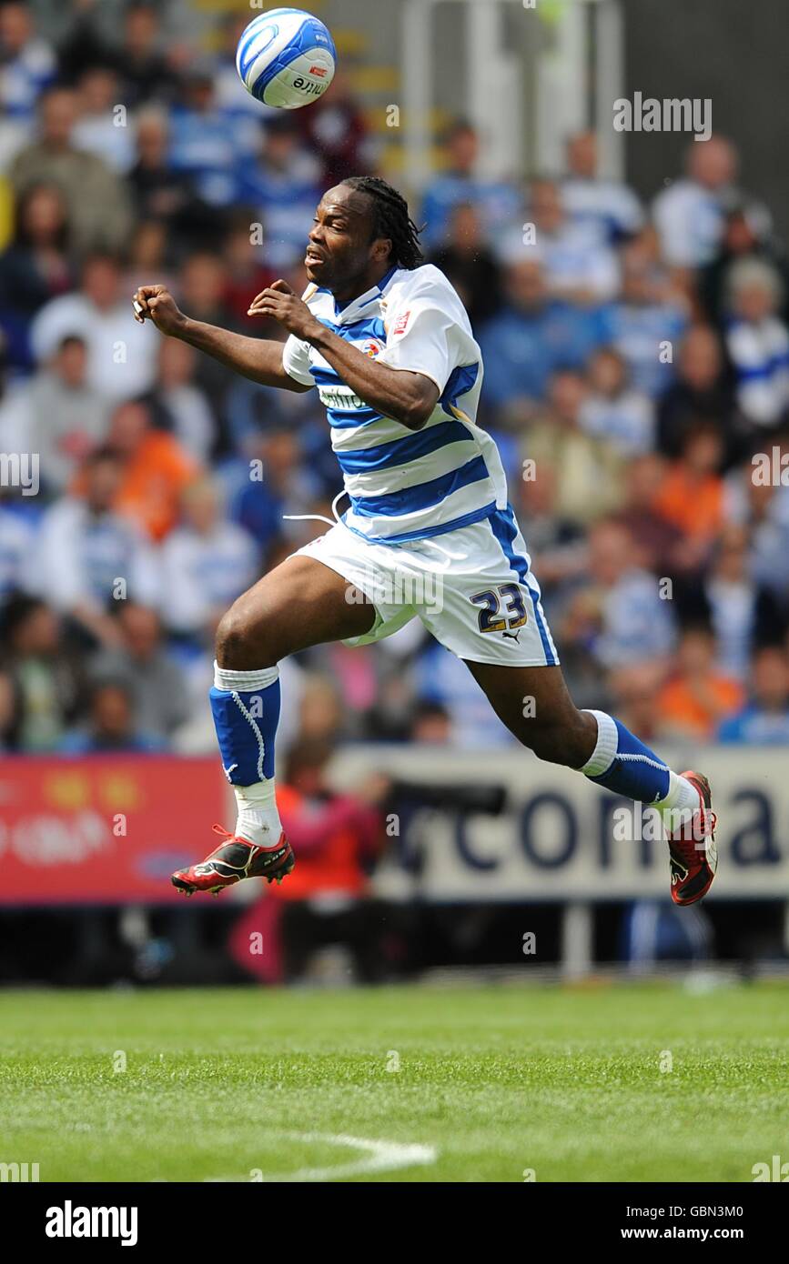 Fußball - Coca-Cola Football League Championship - Reading gegen Birmingham City - Madejski Stadium. Andre Bikey, Reading Stockfoto