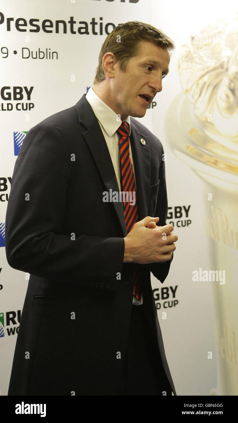 Will Greenwood informiert die Presse während der Rugby Union World Cup 2015/2019 Tender Presentation im Royal College of Physicians of Ireland in Dublin. Stockfoto
