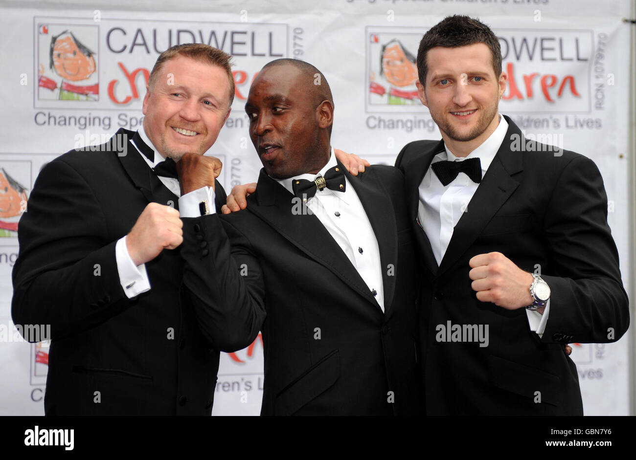 Die Boxer Steve Collins, Nigel Benn und Carl Froch kommen zum Butterfly Ball im Battersea Park, London. Die Veranstaltung von Caudwwell Children zielt darauf ab, Mittel für behinderte Kinder zu sammeln. Stockfoto