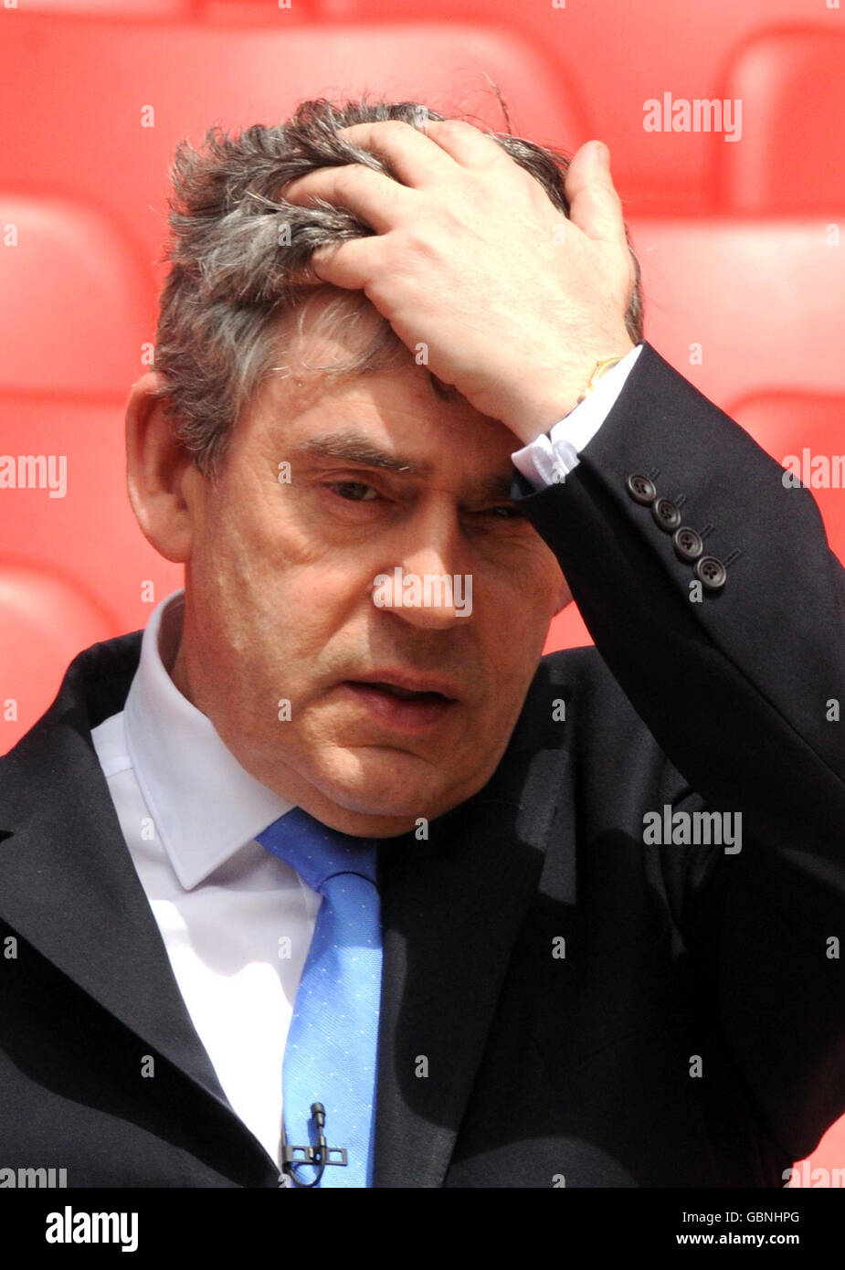 Der britische Premierminister Gordon Brown kommt, um die englischen WM-Gebote von 2018 und 2022 im Londoner Wembley-Stadion zu starten Stockfoto