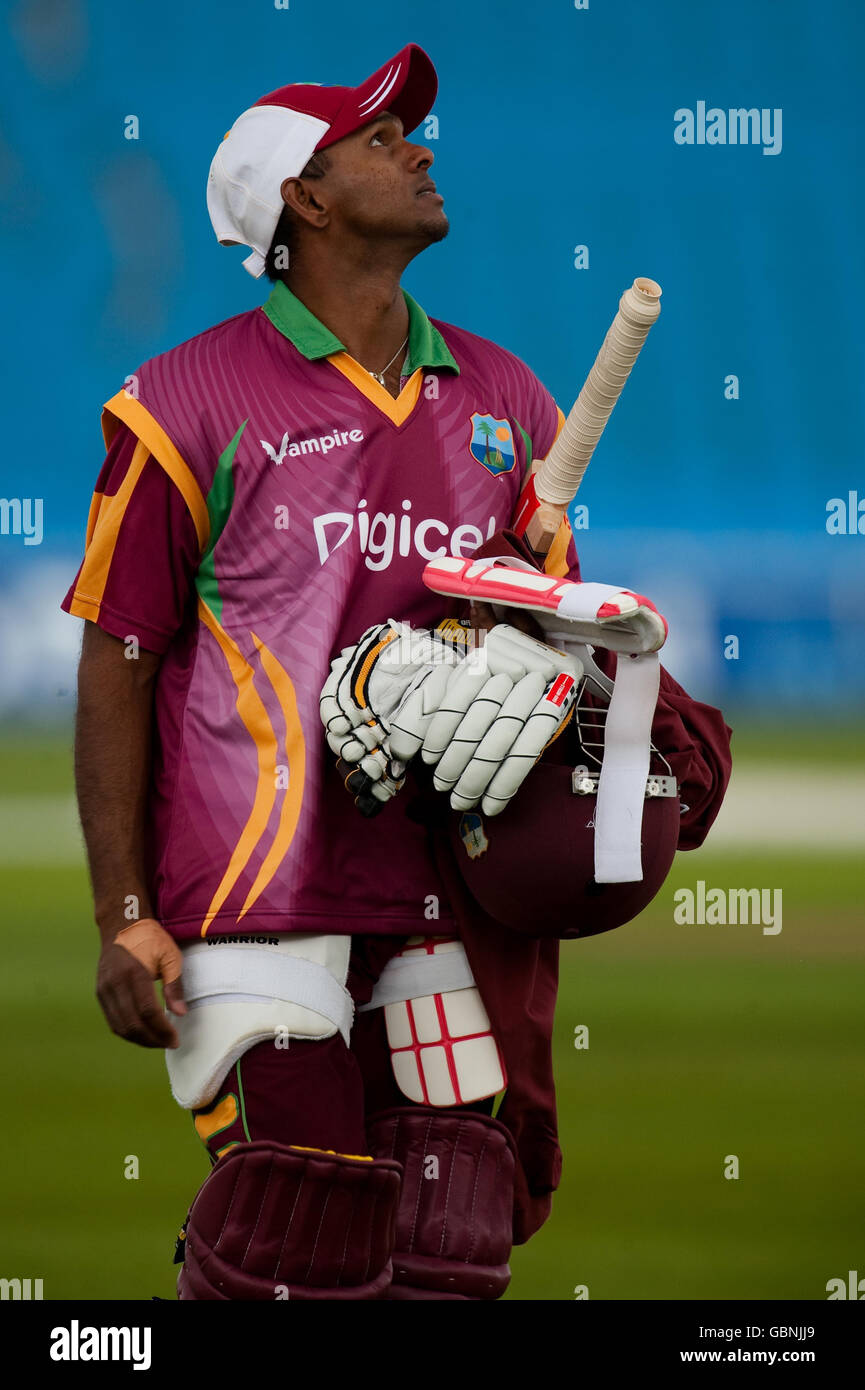 West Indies's Shivnarine Chanderpaul während der Nets Session im Headingley Carnegie Cricket Ground, Leeds. Stockfoto