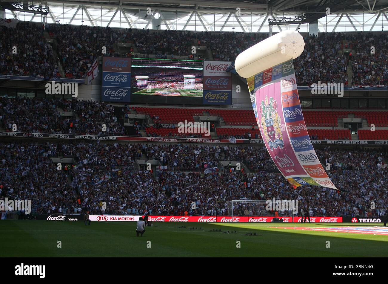 Fußball - Coca-Cola Football League Championship - Play Off - Finale - Burnley gegen Sheffield United - Wembley Stadium. Pre-Match-Unterhaltung Stockfoto