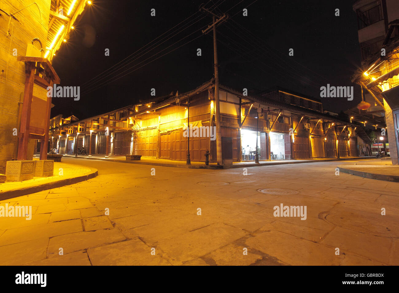 Sichuan-Stadt Yibin Provinz Li Zhuang-Stadt bei Nacht Stockfoto