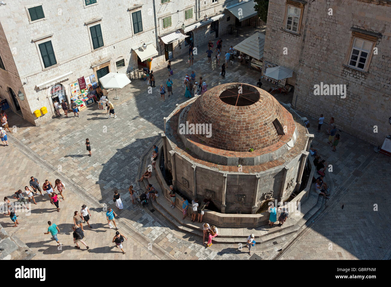 Onofrio-Brunnen, Blick von der Stadtmauer in der historischen Stadt, Altstadt, Dubrovnik, Dalmatien, Kroatien Stockfoto