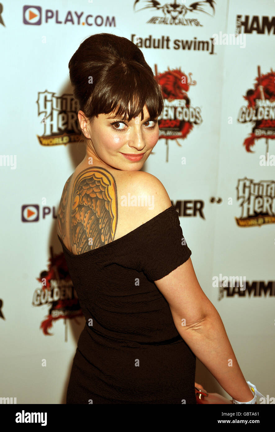 Gizzi Erkstein kommt im Indigo Konzerthaus an, für die Metal Hammer Golden Gods Awards in der O2 Arena in Greenwich South East London. Stockfoto