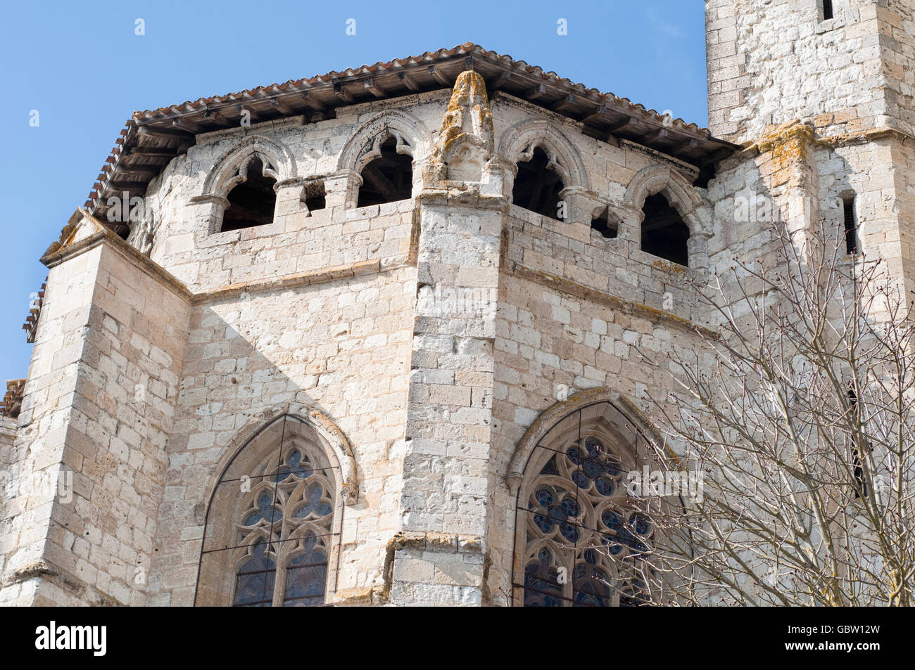 Außenansicht der Stiftskirche Kirche La Romieu. Gers. Frankreich. Stockfoto