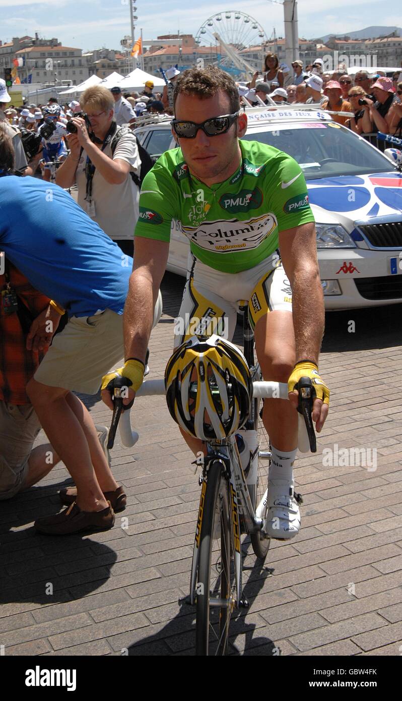 Mark Cavendish vom Team Columbia vor dem Start der dritten Etappe der Tour de France zwischen Marseille und La Grande-Motte. Stockfoto
