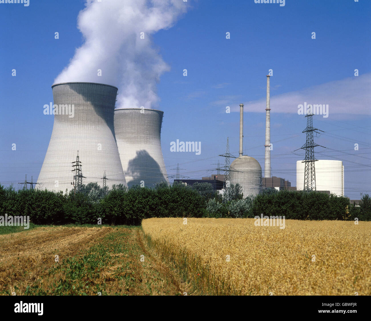 Energie, Atomkraft, Kraftwerk, Gundremmingen, Bayern, Westdeutschland, Außenansicht, Kühltürme, 1990er Jahre, zusätzliche-Rechte-Freiräumungen-nicht vorhanden Stockfoto