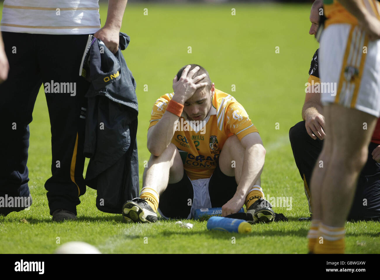 Colin Brady von Antrim reagiert nach ihrem Verlust gegen Tyrone während des Ulster Championship-Fußballfinales im St. Tiernachs Park in Clones, County Monaghan, Irland. Stockfoto