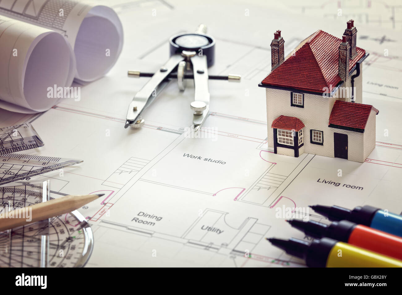 Haus Plan Bauplan und Modell Haus Konzept für neue Haus Design oder zu Hause Verbesserung Stockfoto