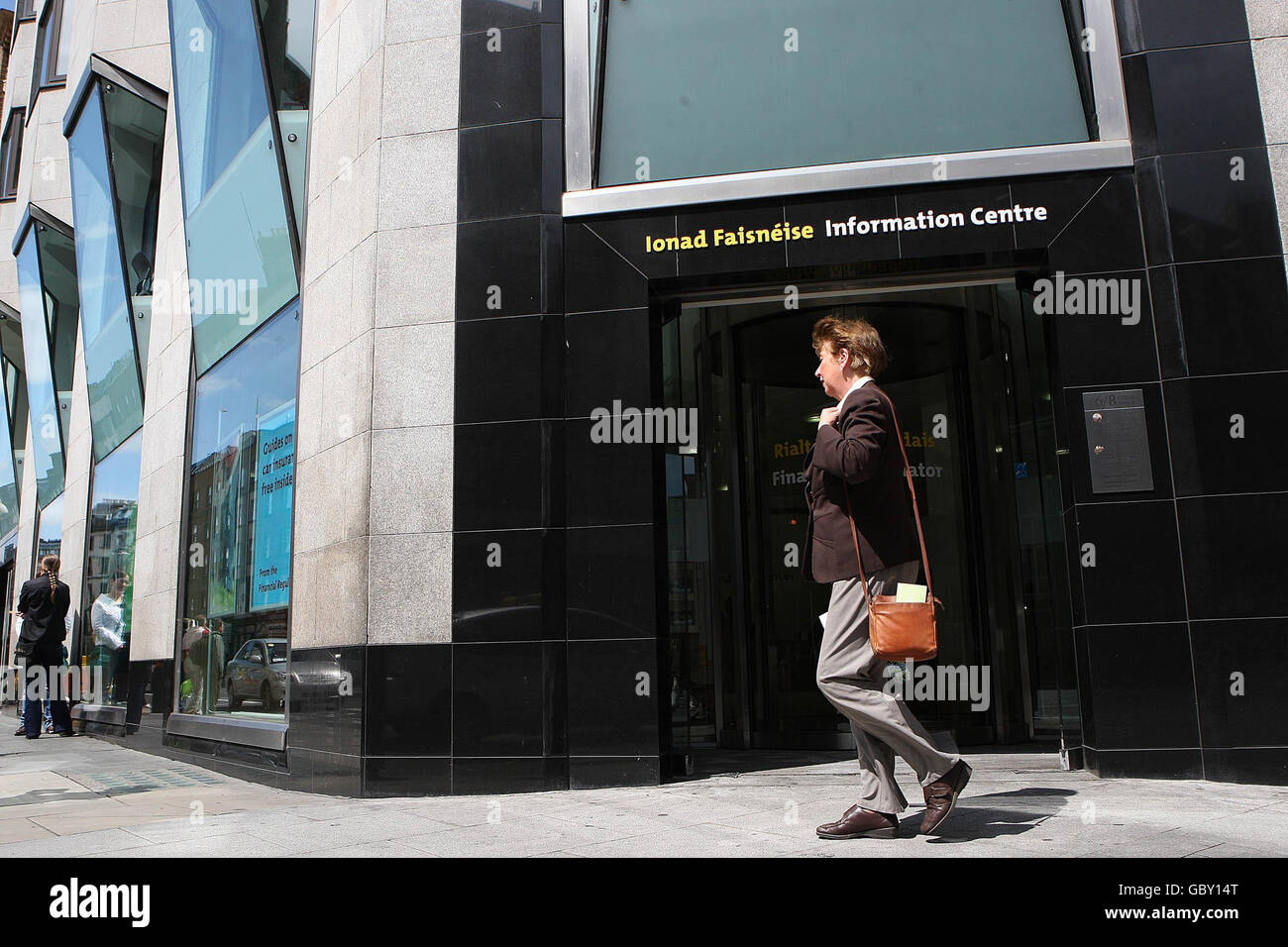 Die Büros der Finanzaufsicht in Dublin heute, nachdem die staatliche Finanzaufsicht sagte, es sei zu wenig zu spät, um den Schlag der globalen Rezession auf Irland abzufedern. Stockfoto