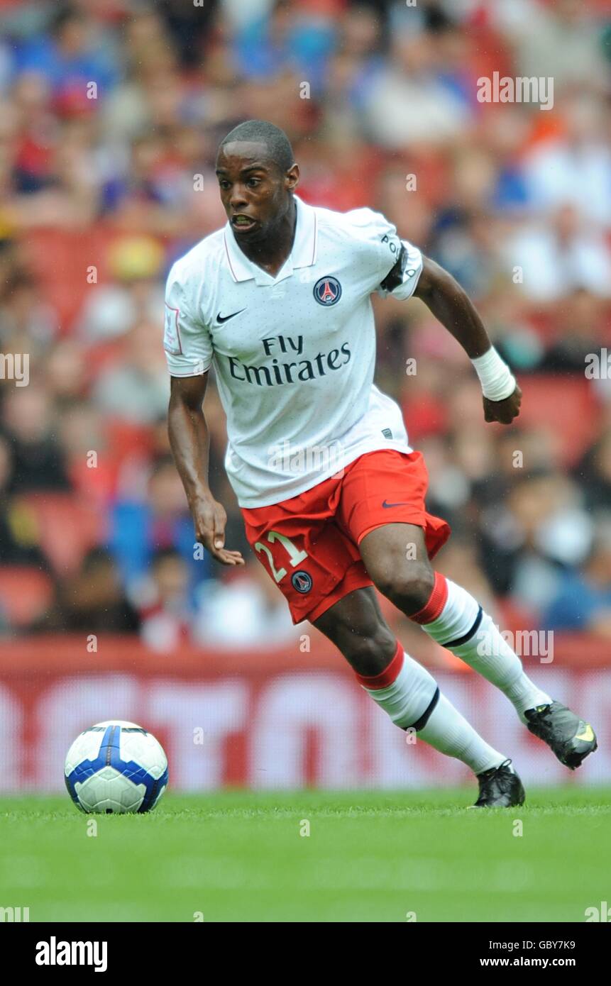 Fußball - Emirates Cup 2009 - Rangers gegen Paris Saint-Germain - Emirates Stadium. Jean-Eudes Maurice, Paris Saint Germain Stockfoto