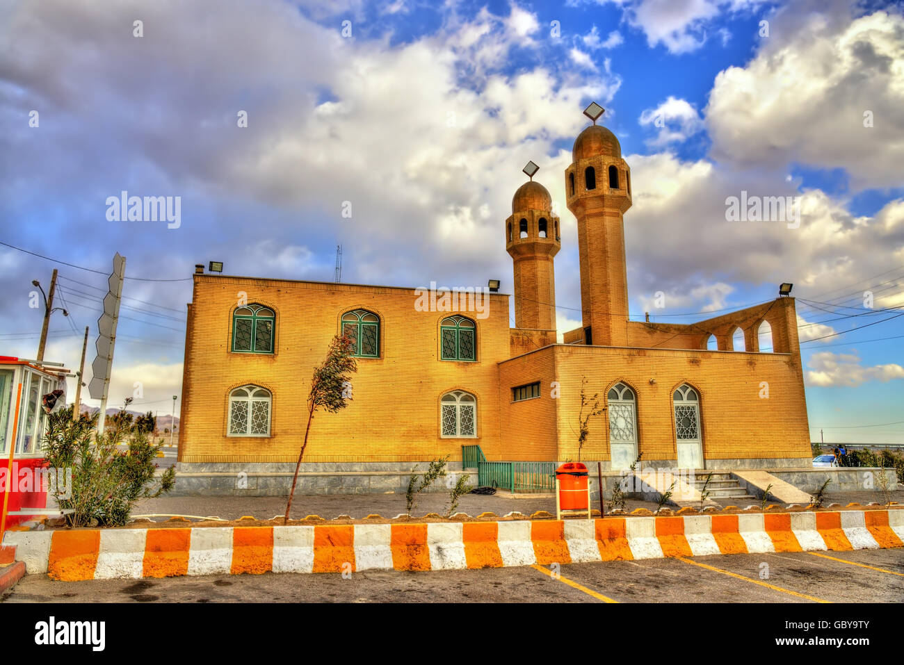 Moschee an einer Raststätte der Autobahn Teheran - Isfahan, Iran Stockfoto