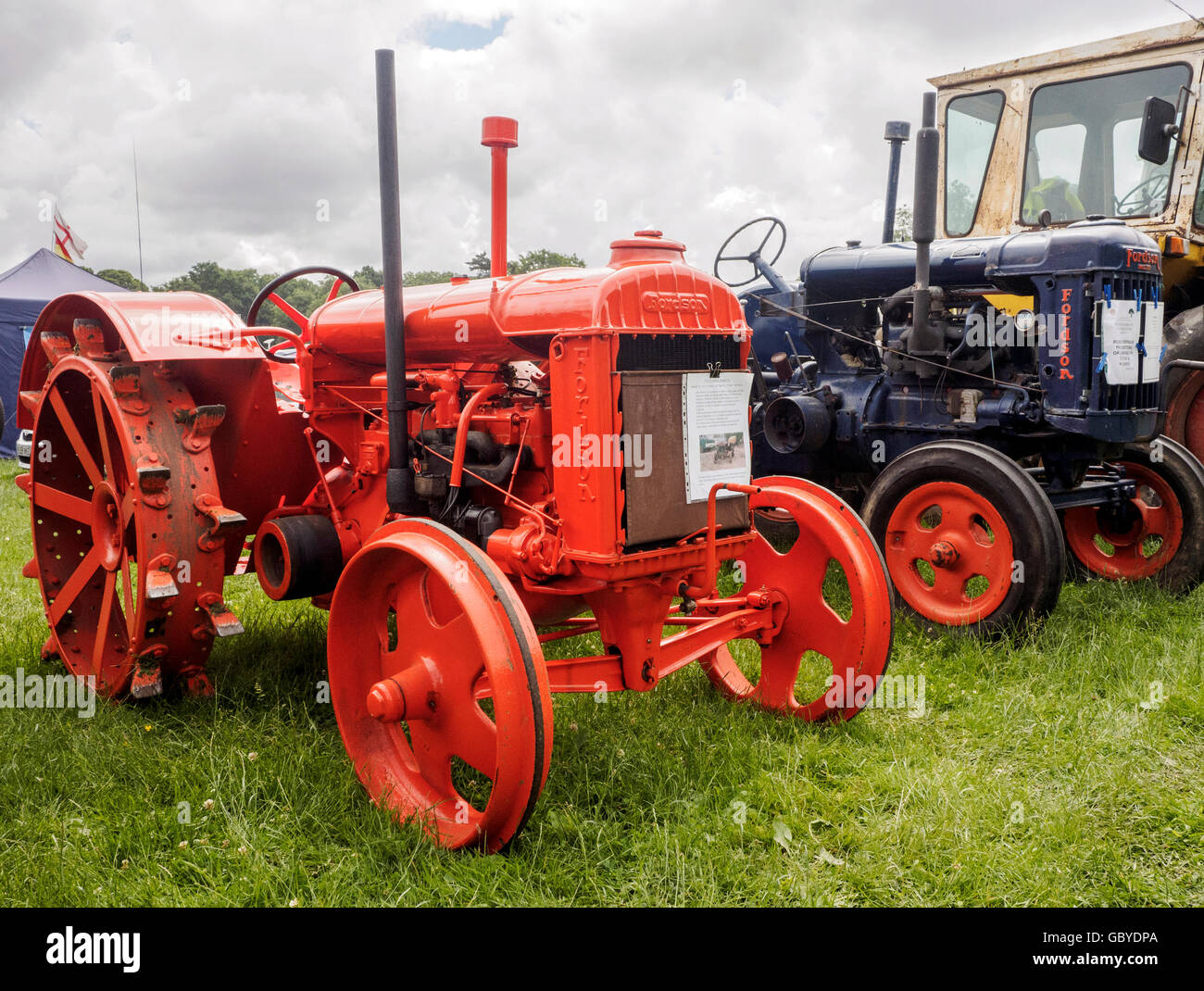 Fordson Modell N Traktor aus dem Jahr 1927 hergestellt und wichtig für die landwirtschaftliche Produktion in Großbritannien während des 2. Weltkrieges. Stockfoto
