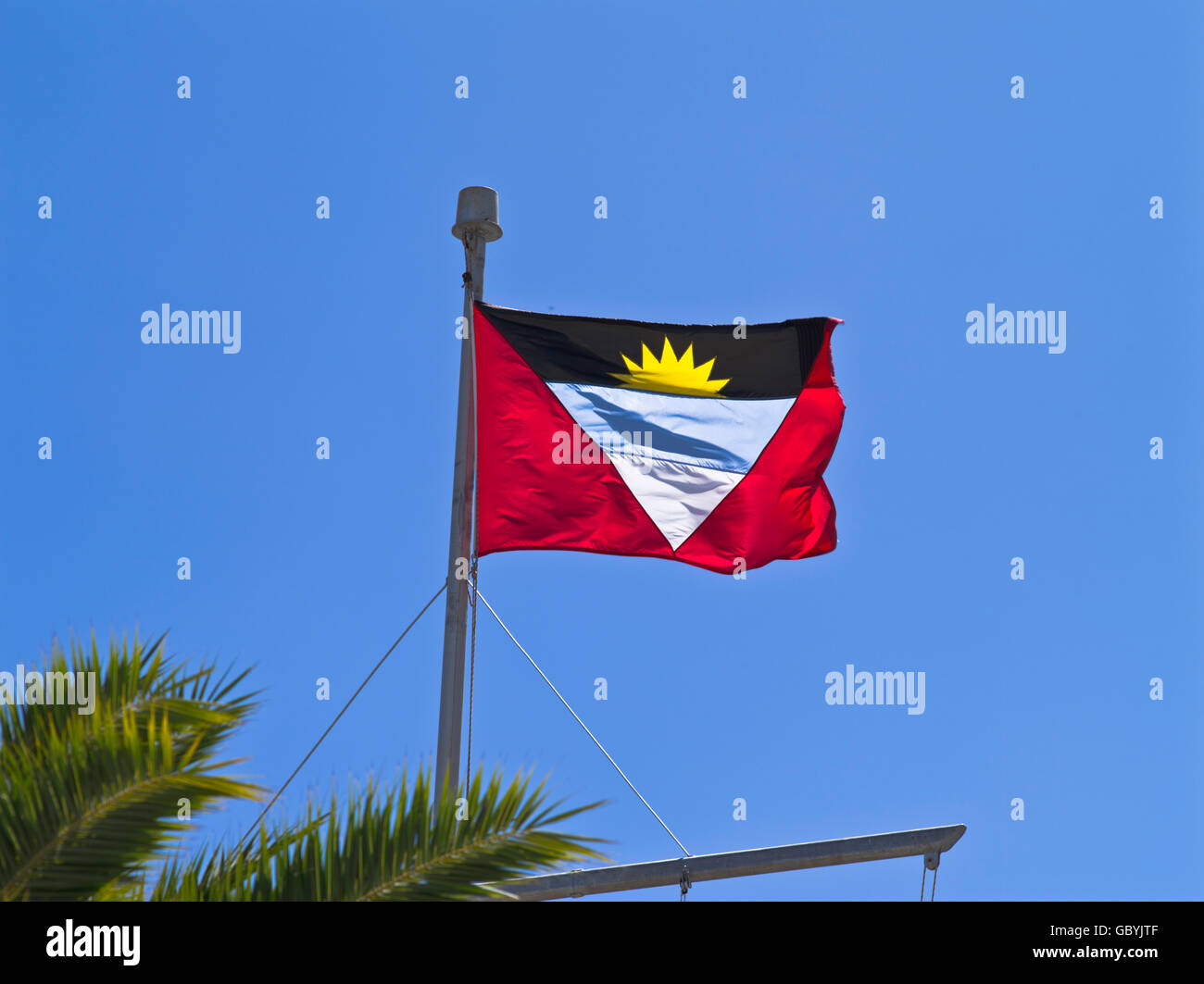 dh Antigua Barbuda Flagge ANTIGUA CARIBBEAN National Flagge von Antigua und Barbuda Stockfoto