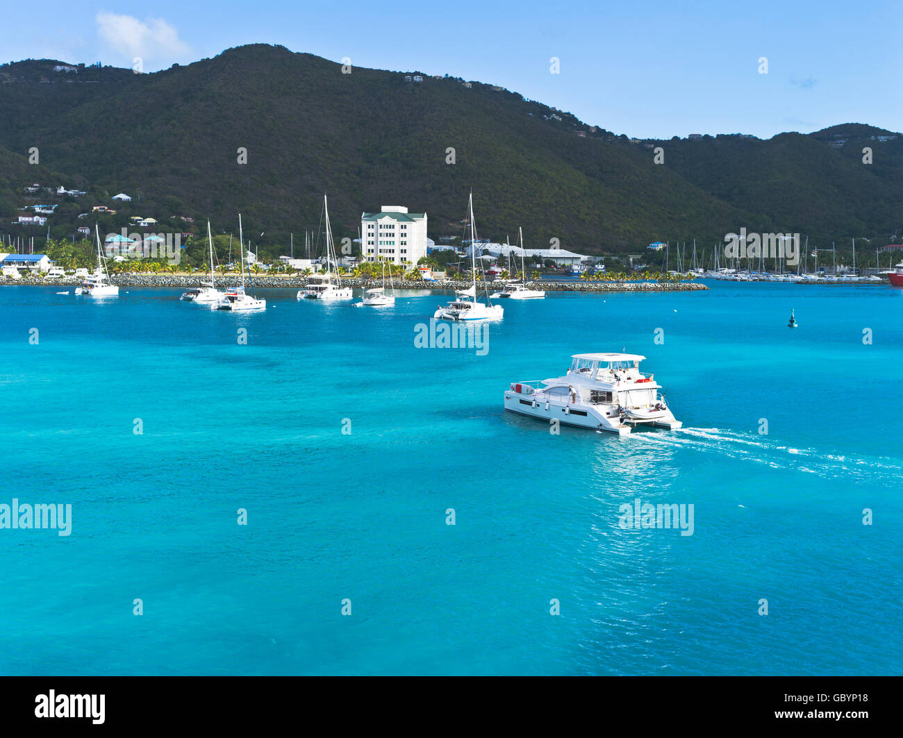 dh Road Town TORTOLA Karibischen Luxus Katamaran Yacht Boot Road Town Marina Bvi Leeward-Inseln Stockfoto
