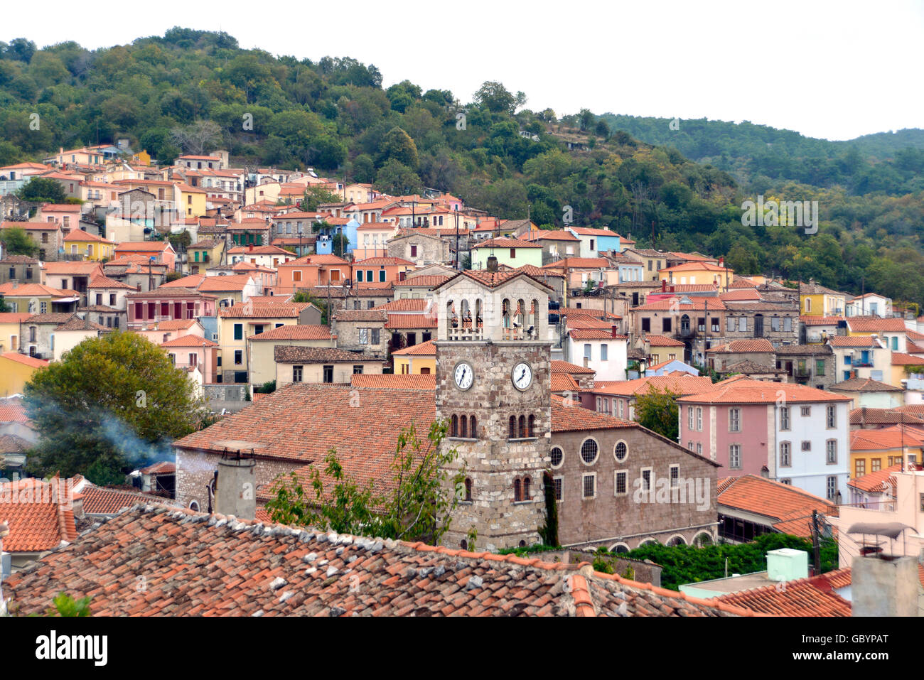 Typisches griechisches Dorf mit bunten Haus, Lesbos Stockfoto