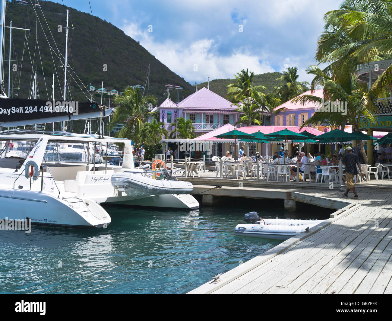 dh Sopers Loch TORTOLA KARIBIK Yacht Marina Restaurant Touristen Touristen leeward Inseln Resort Stockfoto
