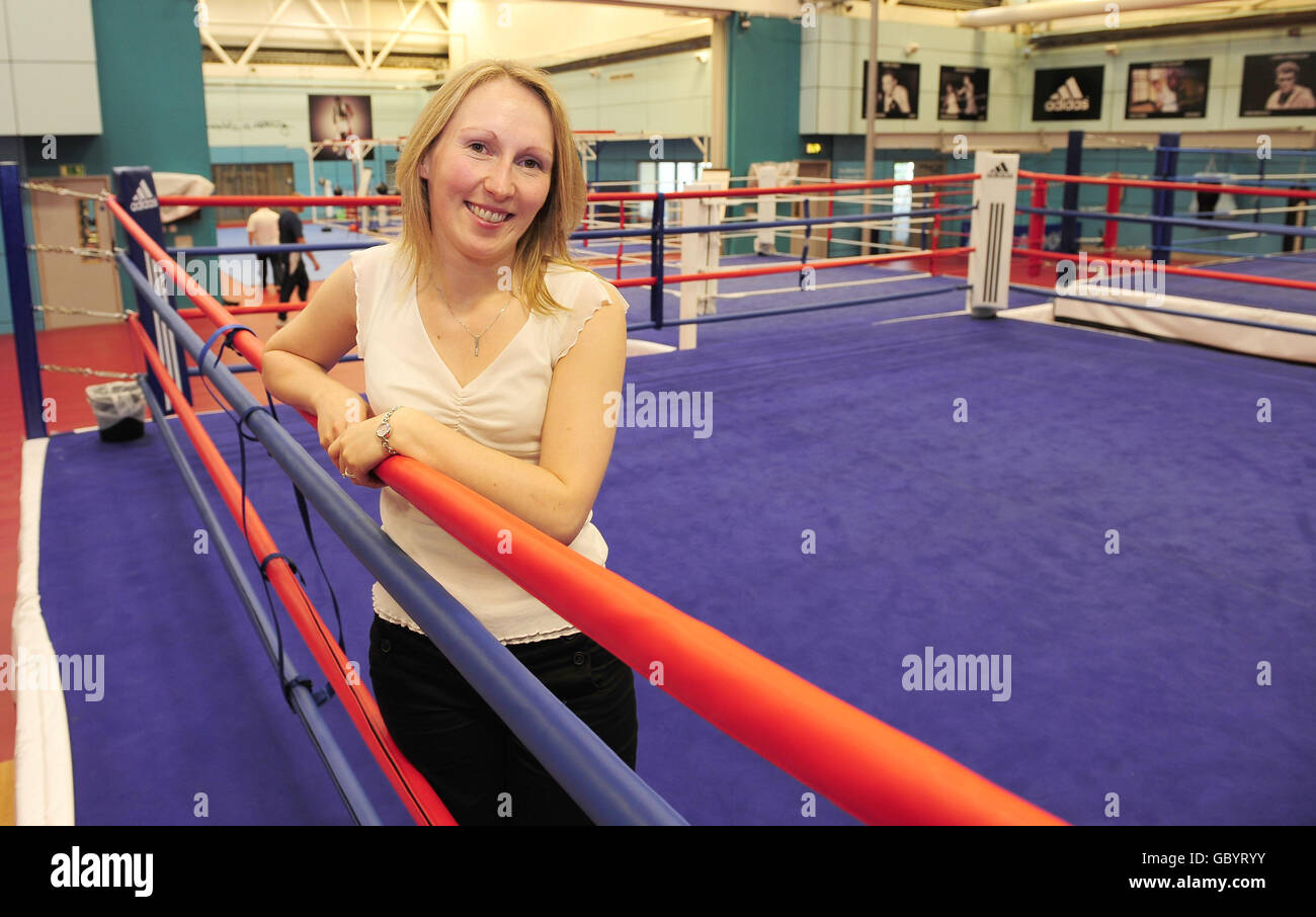 Zuvor unveröffentlichtes Bild datiert 06/08/09 von Amateur Boxing Association of England (ABAE) nationalen Frauen Boxen Entwicklung Manager Rebecca Gibson am English Institute of Sport (Eis), Coleridge Road, Sheffield. Stockfoto