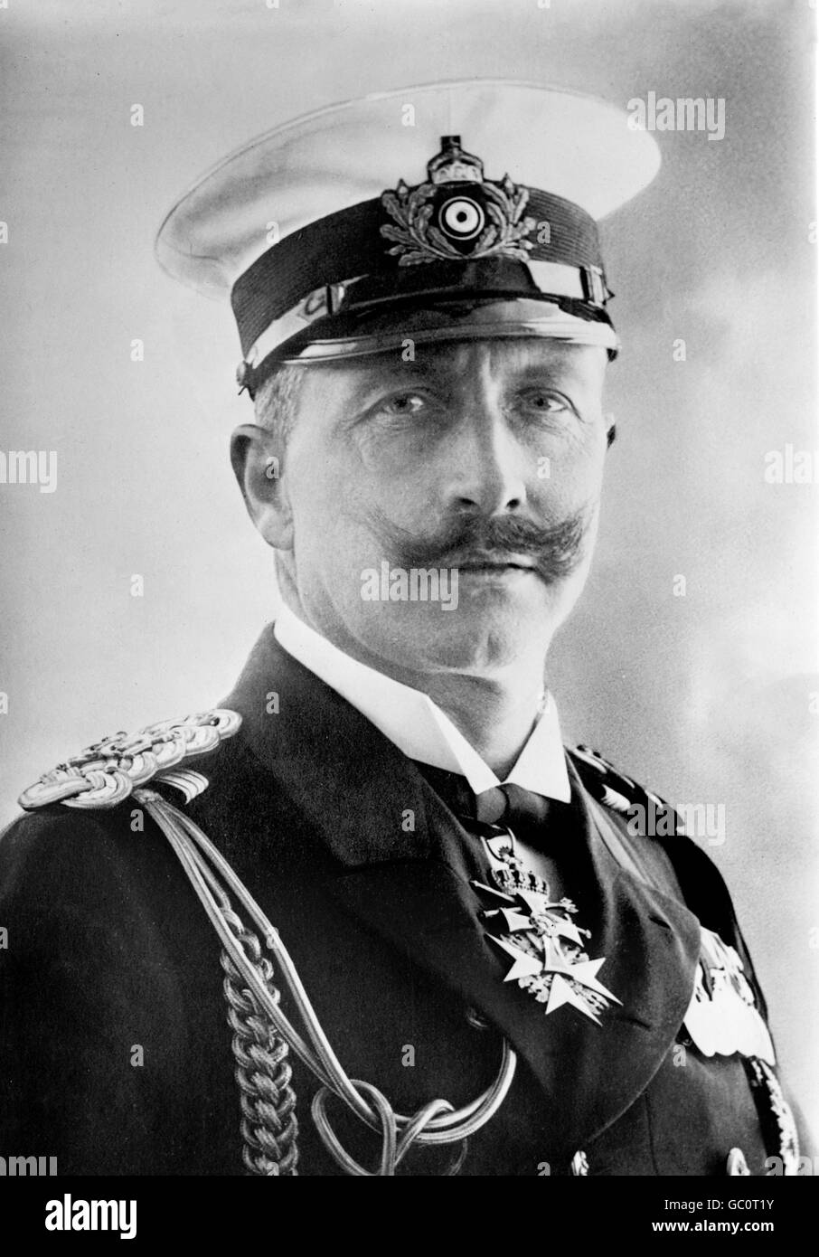 Kaiser Wilhelm II (1859-1941). Porträt des Kaisers von Deutschland und König von Preußen, Marine Uniform tragen.  Foto von Bain News Service, c.1910-1915. Stockfoto