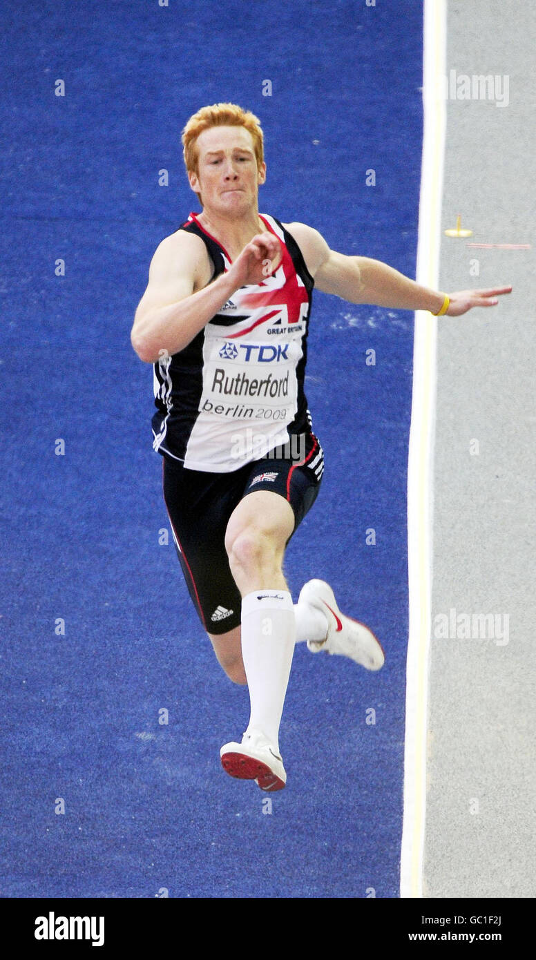 Der Großbritanniens Greg Rutherford bei den Finals des Men's Long Jump bei den IAAF Weltmeisterschaften im Olympiastadion, Berlin. Stockfoto