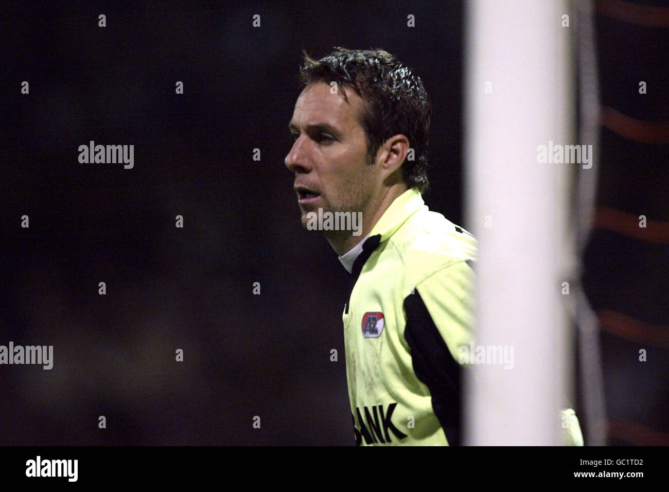 Fußball - UEFA Cup - Gruppe F - AZ Alkmaar gegen Rangers. AZ Alkmaar Torwart Henk Timmer Stockfoto