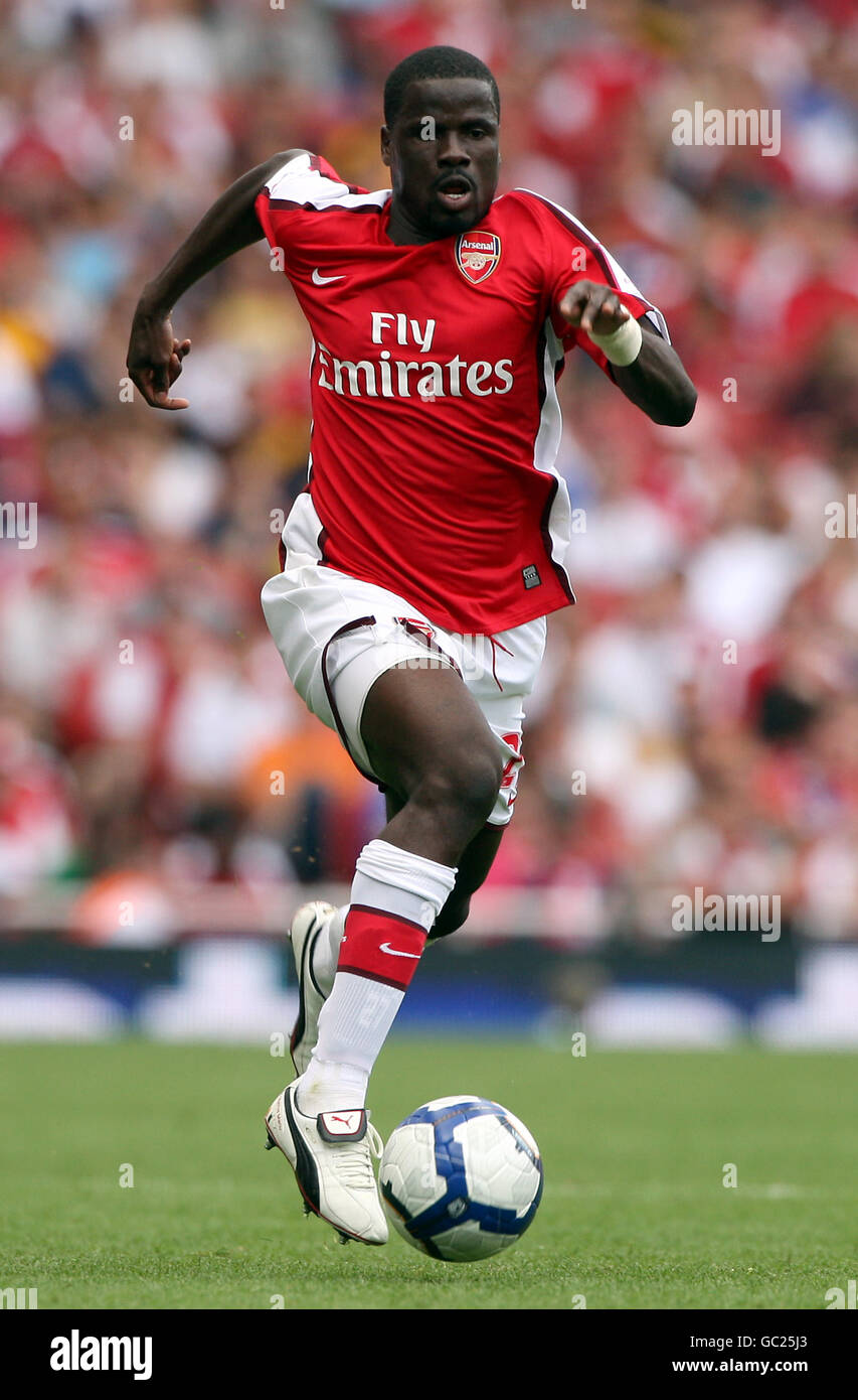 Fußball - Emirates Cup 2009 - Arsenal gegen Rangers - Emirates Stadium. Emmanuel Eboue, Arsenal Stockfoto