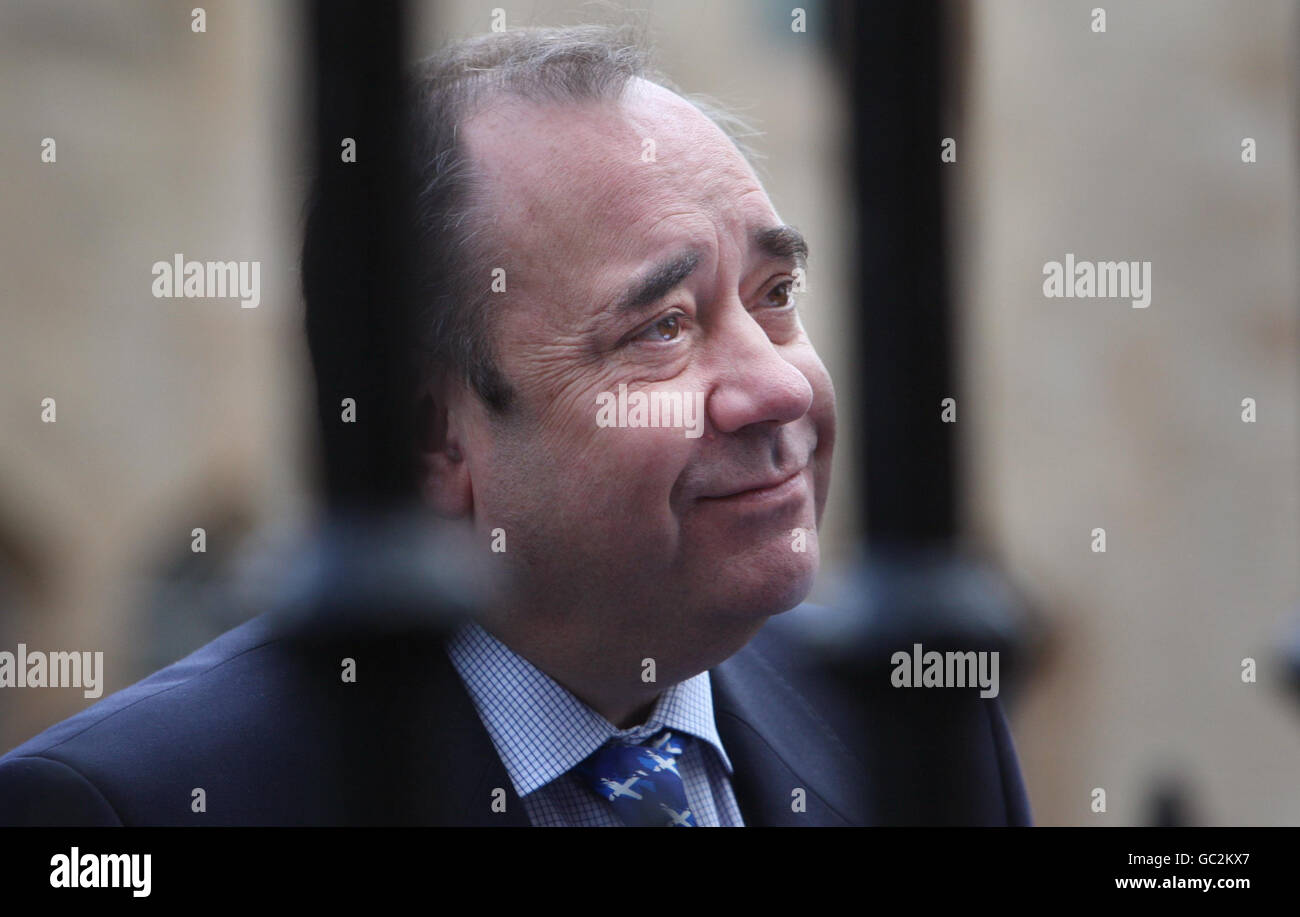 Erster Minister Alex Salmond, als er in Glasgow mit dem schottischen TUC und dem schottischen CBI zusammentreffen wird. Stockfoto