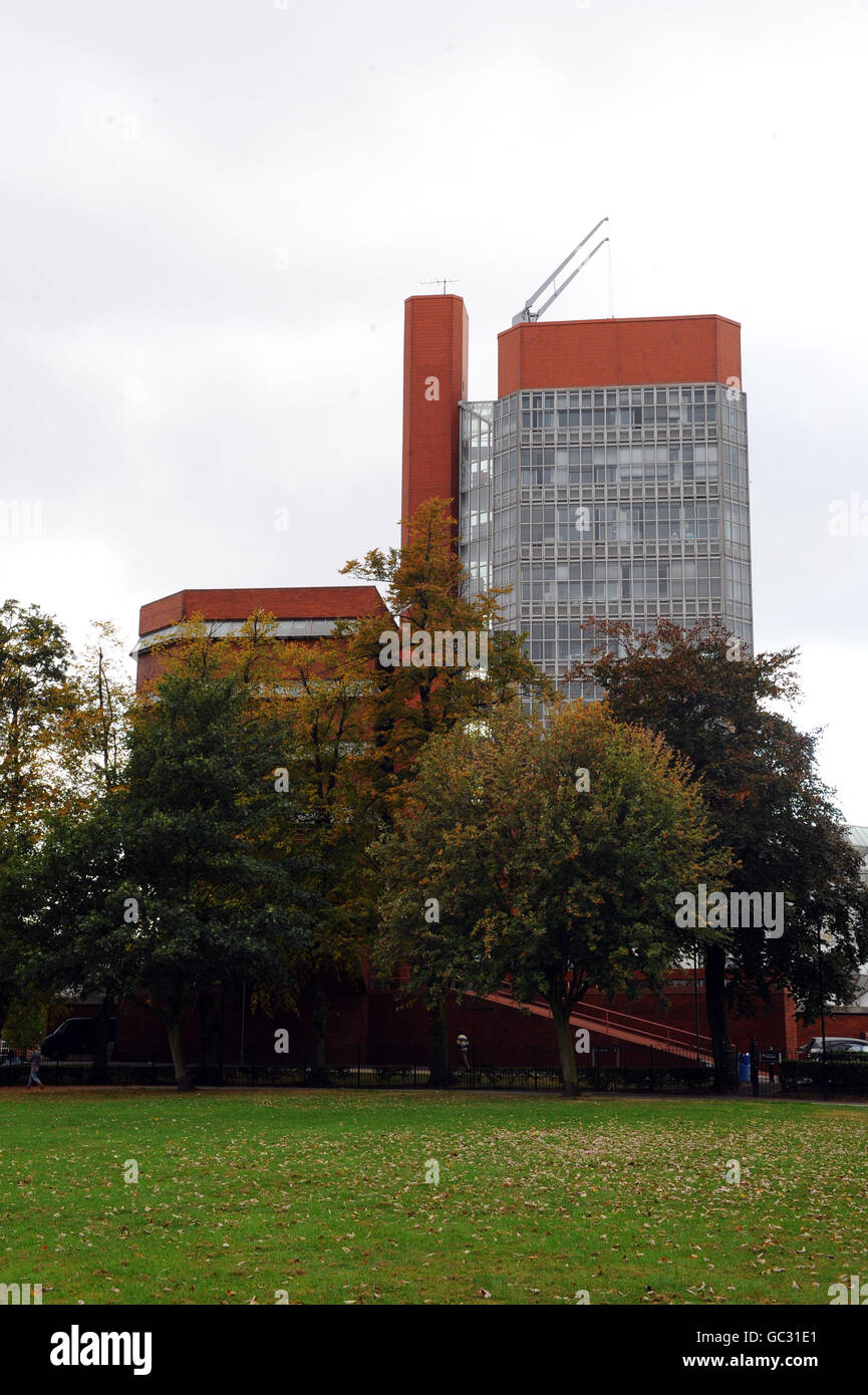 Das Engineering Building an der Leicester University, entworfen von den Architekten James Stirling, James Gowan und dem Bauingenieur Frank Newby und fertiggestellt 1963 Stockfoto