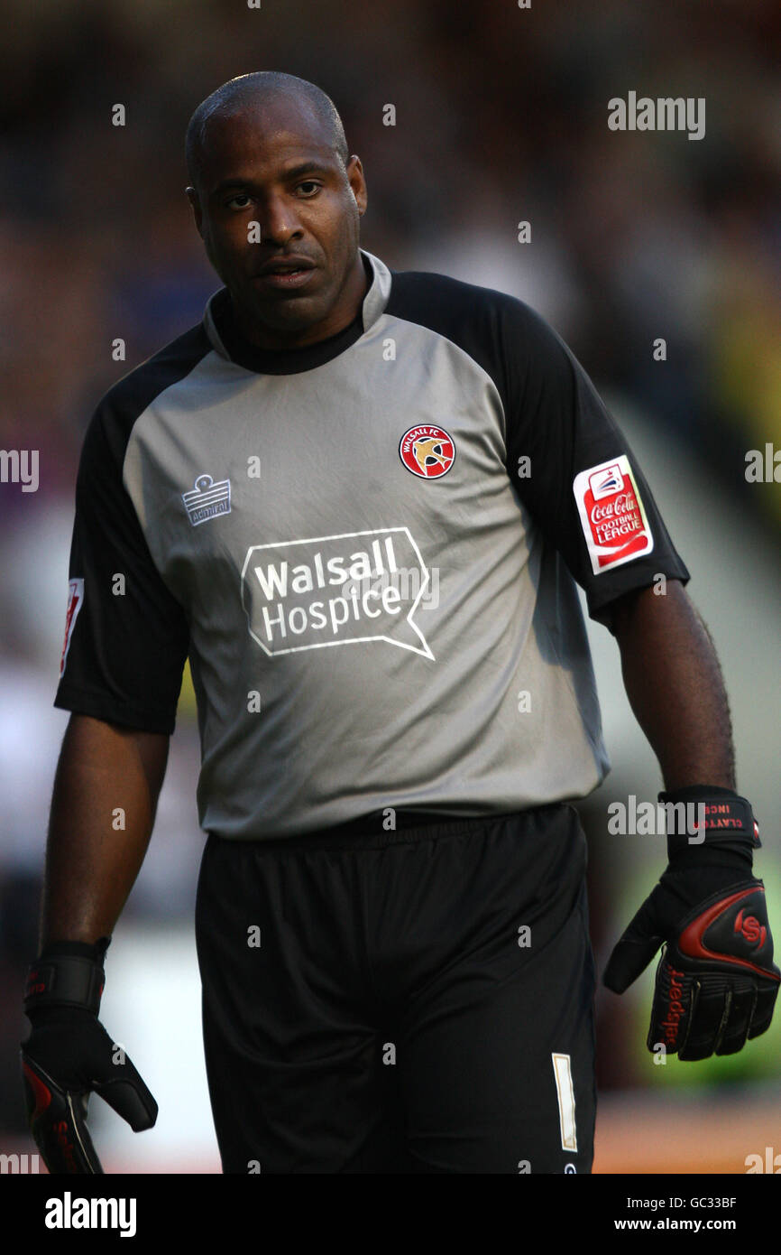 Fußball - Coca-Cola Football League One - Walsall gegen Leeds United - Banks Stadium. Walsall-Torwart Clayton Ince Stockfoto