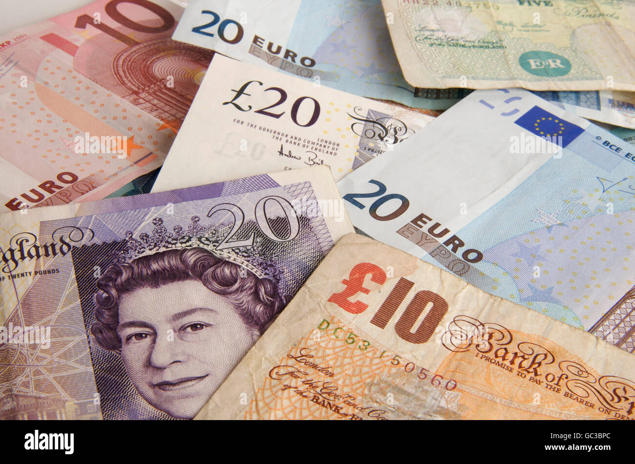 Pfund Sterling und Euro-Banknoten Stockfoto