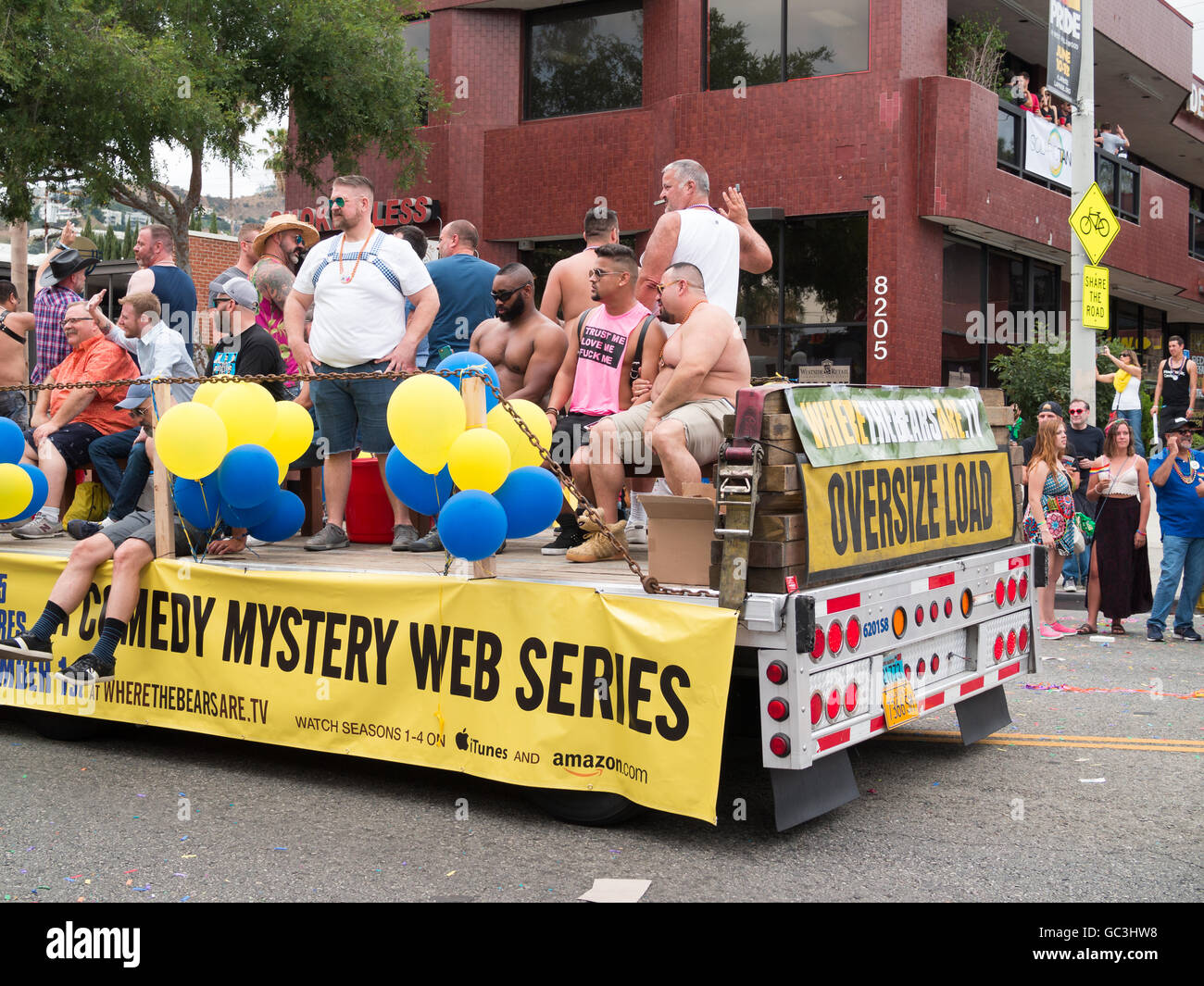 "Wo sind die Bären" Web Serie Auto in LA Pride Parade 2016 Stockfoto