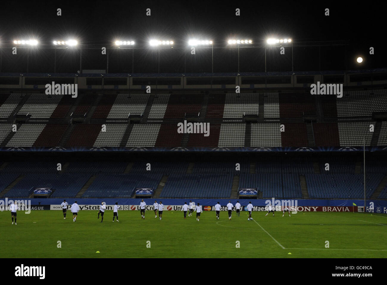 Fußball - Chelsea Pressekonferenz und Training - Vicente Calderon Stadion Stockfoto