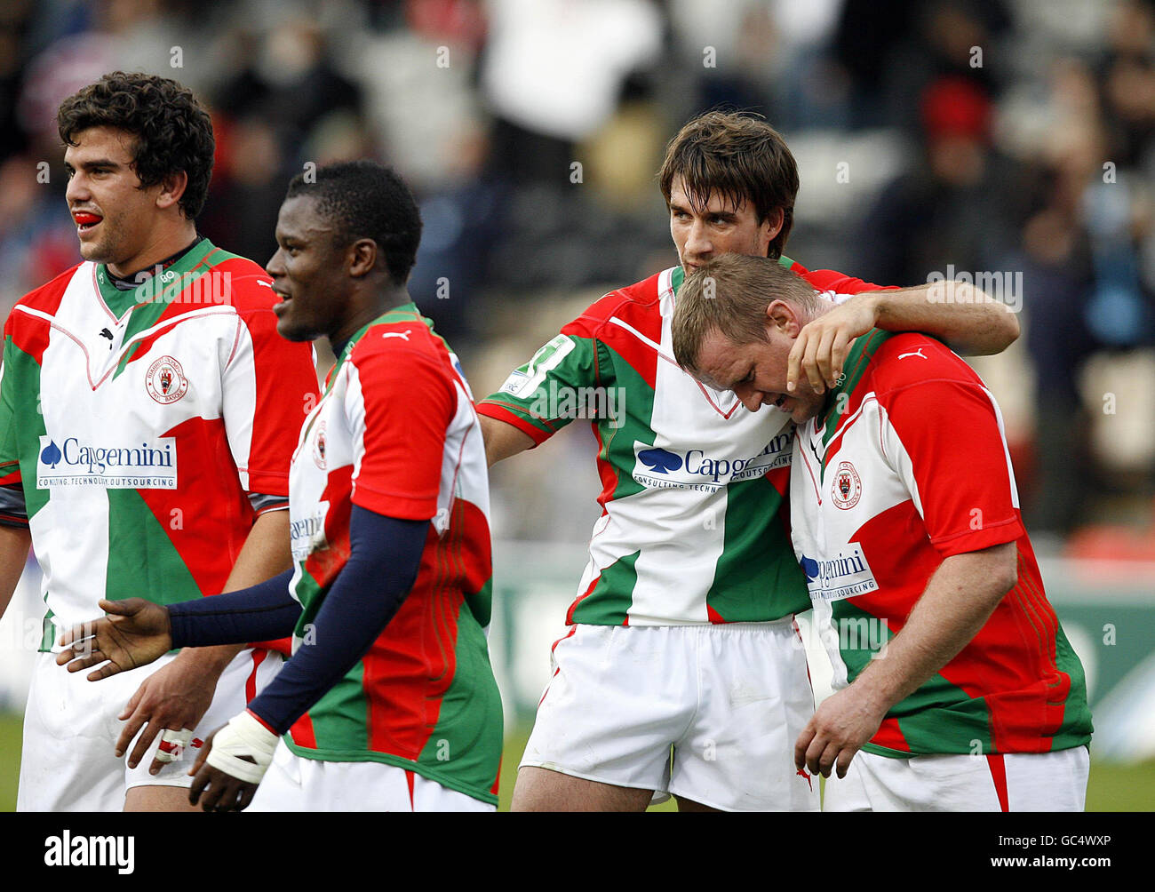 Rugby Union - Heineken Cup - Pool 2 - Glasgow Warriors V Biarritz - Firhill Arena. Biarritz-Spieler feiern den Sieg beim Heineken Cup-Spiel in der Firhill Arena, Glasgow. Stockfoto