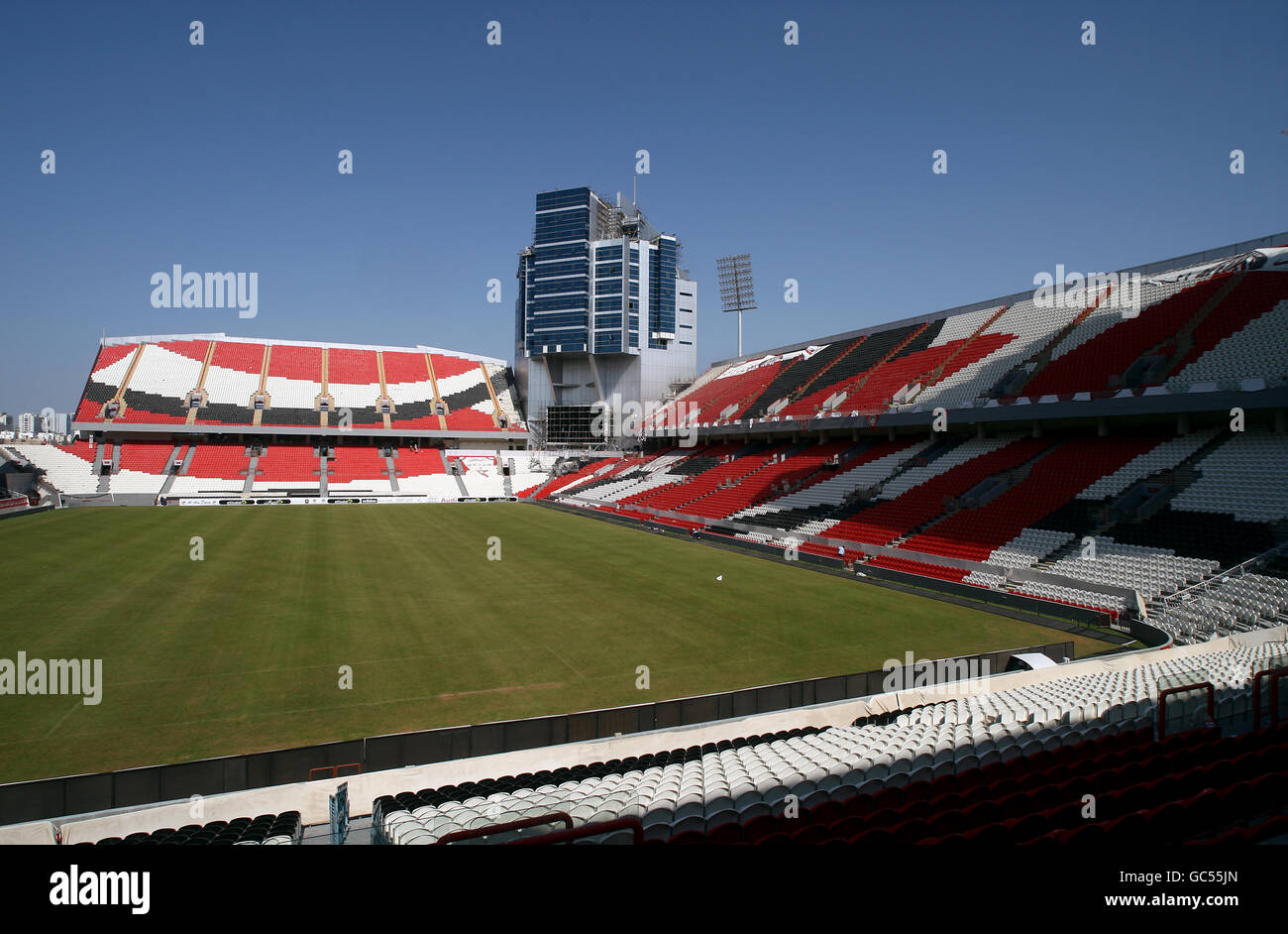 Fußball-Stadion - Mohammed Bin Zayed Stadium - Abu Dhabi Stockfoto