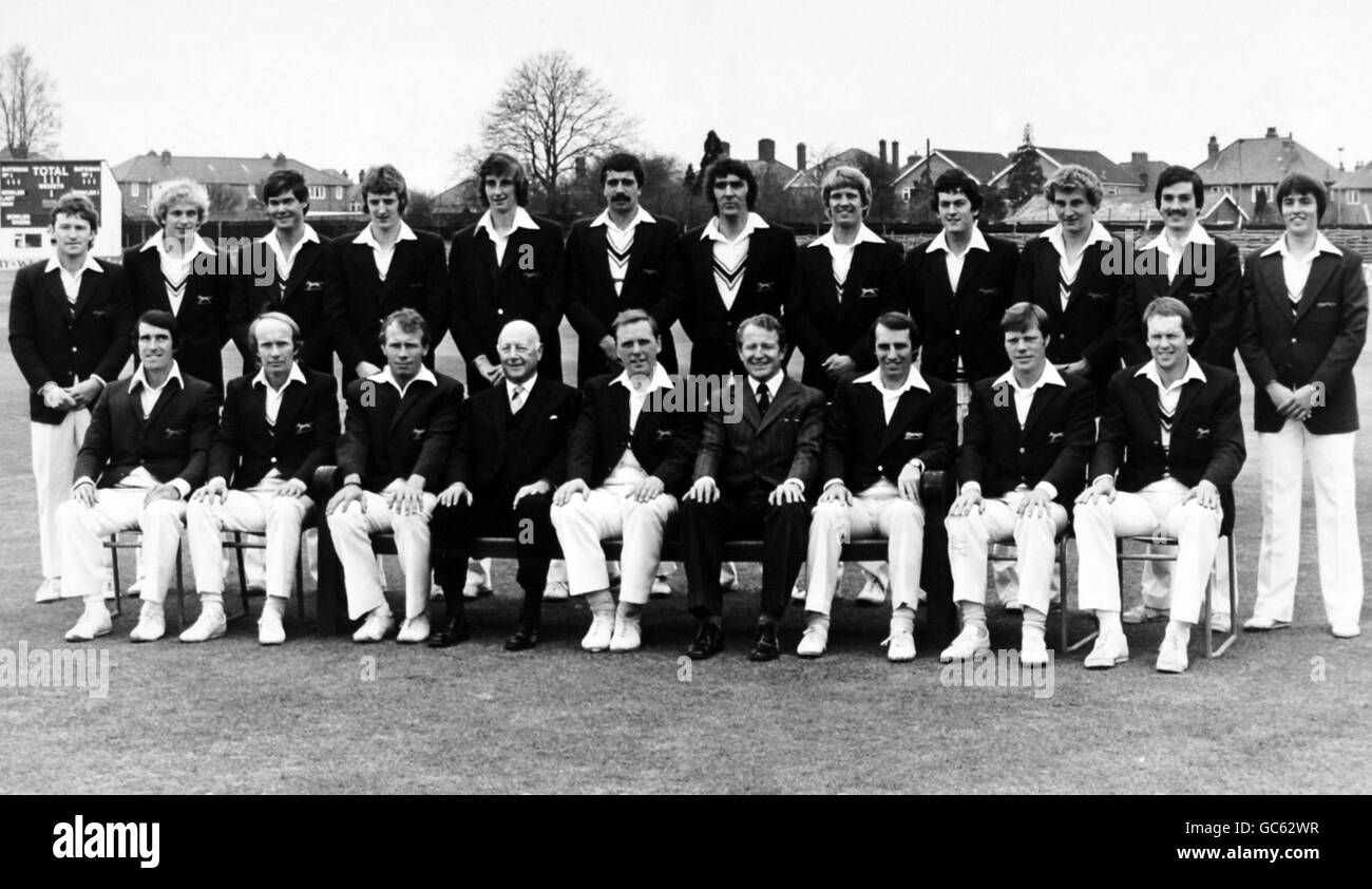 Cricket - Leicestershire County Cricket Club - Teamgruppe - County Ground. Cricketspieler und Mitarbeiter vom Leicestershire Country Cricket Club April 1979 Stockfoto