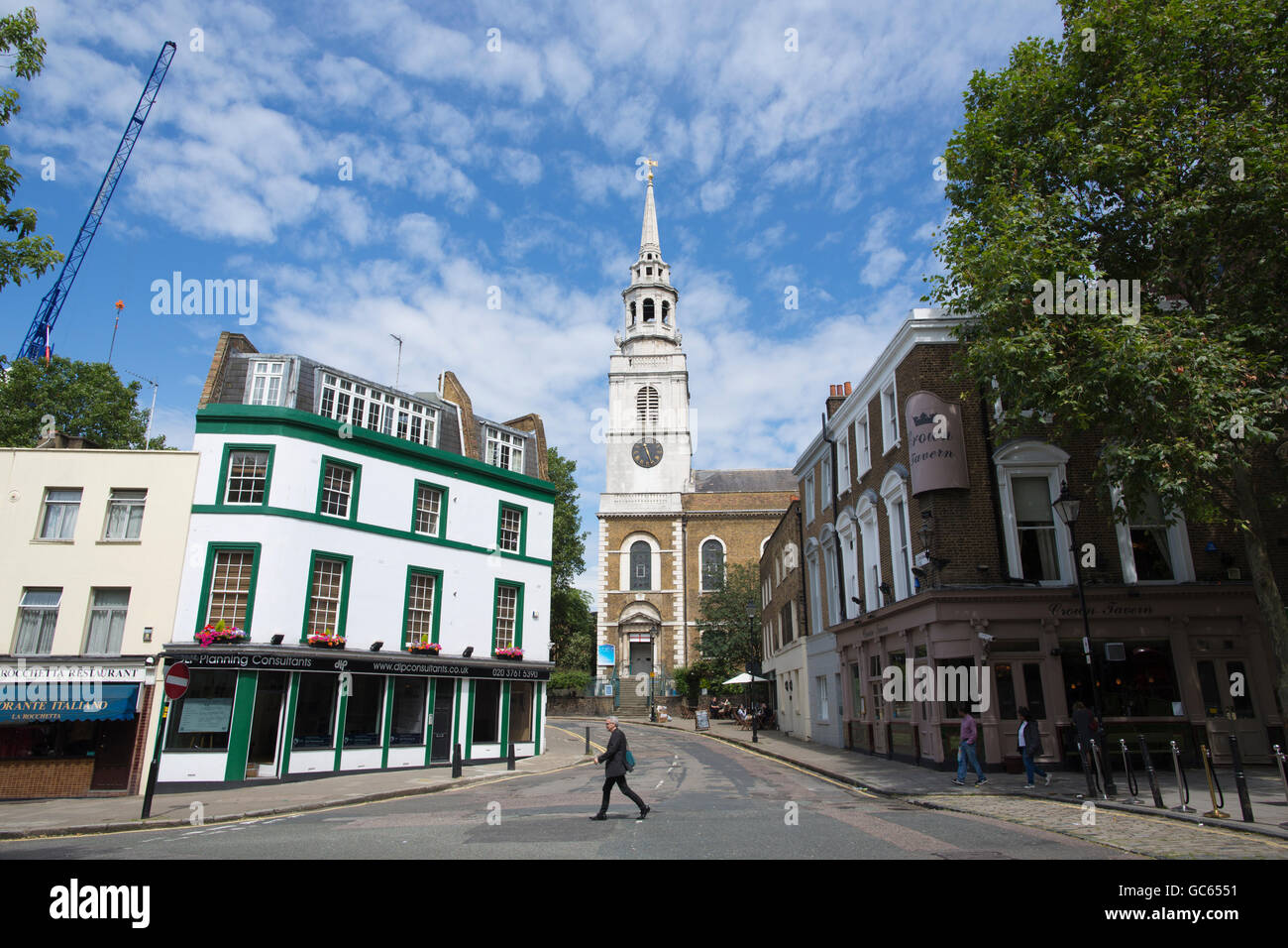 Clerkenwell Green und die Kirche St. James in der Ferne, Islington, London, UK Stockfoto