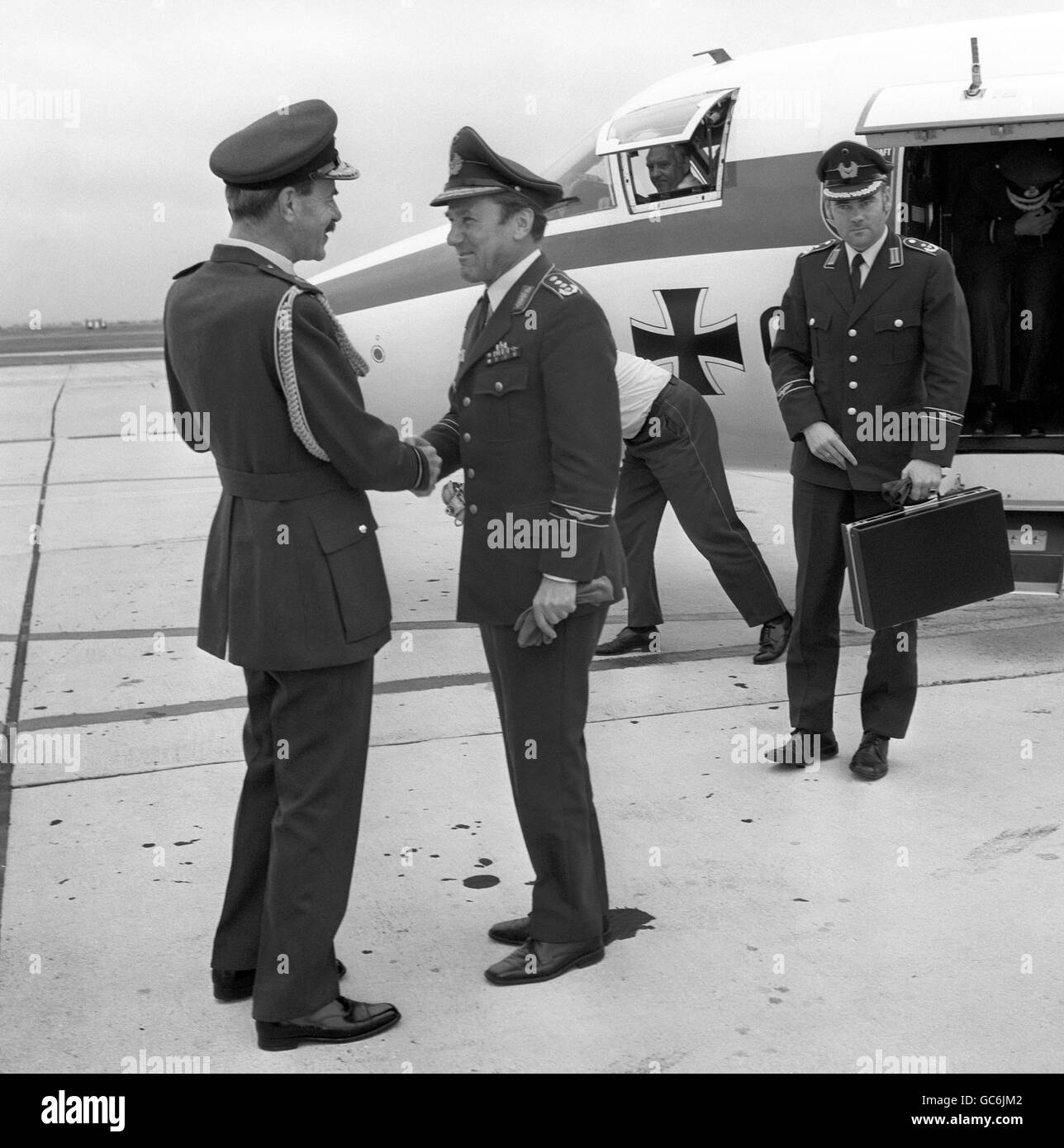 Westdeutschen Air Chief Besuche RAF - London - 1971 Stockfoto