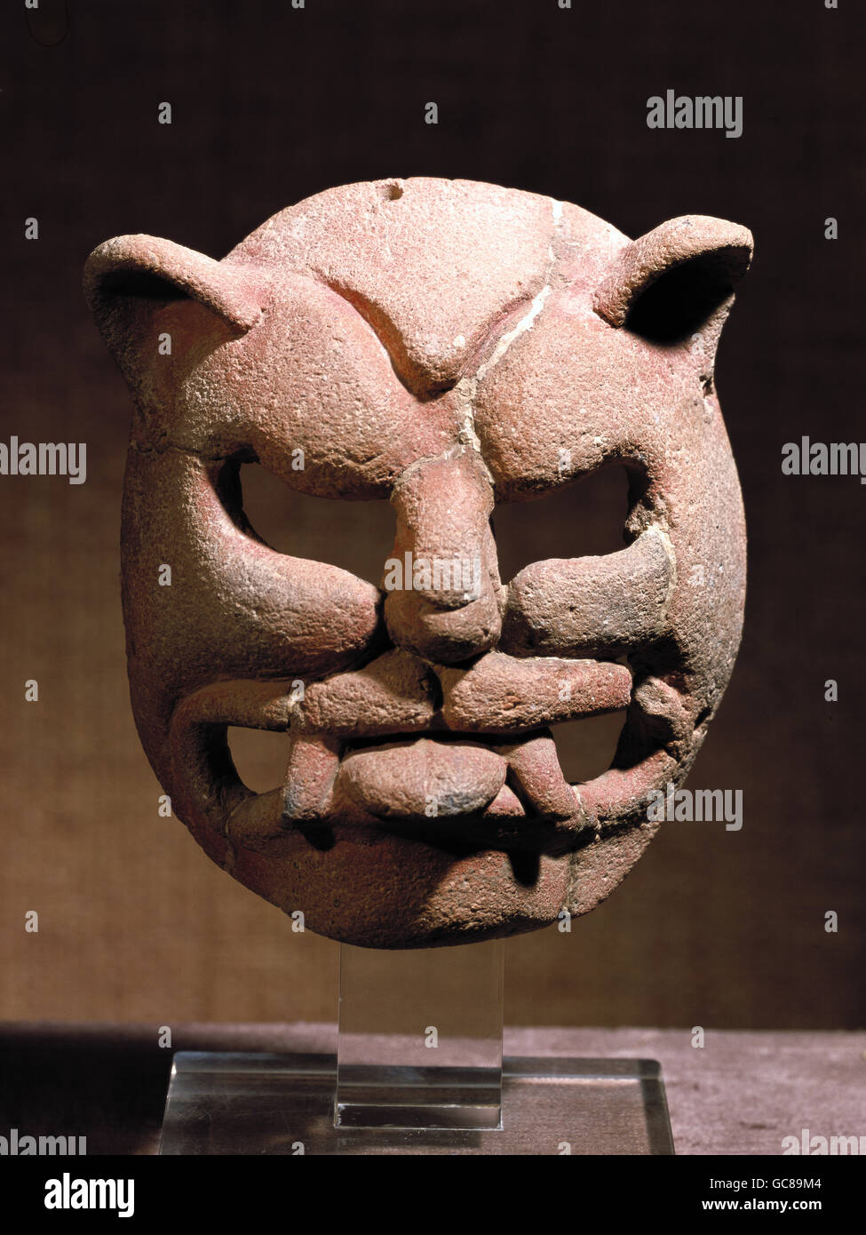 Archäologie / Archäologie, Maya Zivilisation, Maske, jaguar, Terrakotta, Höhe 13.2 cm, 500 - 700 n. Chr., Stolper Galerien, München, Mittelamerika, Indianer, Ethnien, Ethnologie, Folklore, 6. - 8. Jahrhundert, Bildende Kunst, Mittelalter, Tier, Tiere, Masken, Kultur, Terrakotta, Mexiko, historisch, historisch, CEAM, Mittelalter, Additional-Rights-Clearences-nicht vorhanden Stockfoto