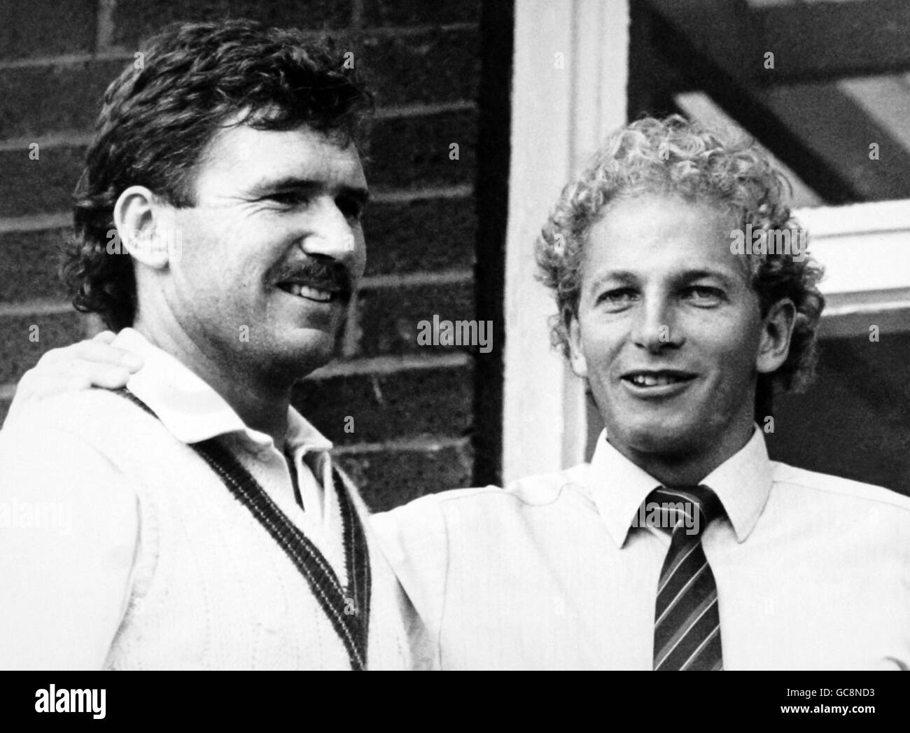 Cricket-Porträts. Der britische Cricket-Kapitän David Gower und die australische Grenze Allan Stockfoto
