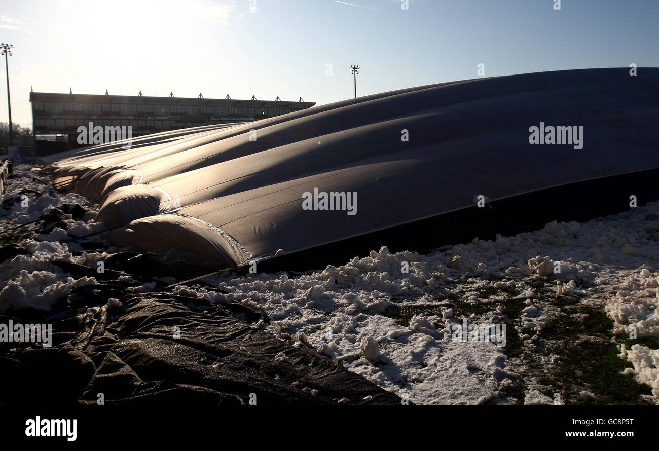 Rugby Union - Hot Air Dome im Sixways Stadium. Ein Blick auf das Heimstadion der Worcester Warriors, das Sixways Stadium, das mit einer großen Heißluftkuppel bedeckt ist. Stockfoto