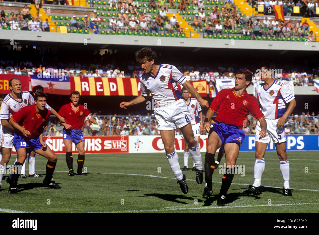 Genar andrinua spanien und faruk hadzibegic jugoslawien Fotos und