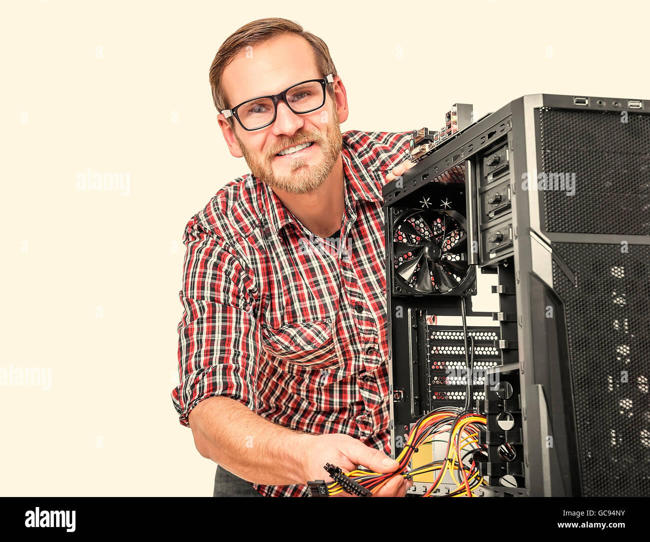 Männliche Techniker mit Computer. Durchtrainierten Bild. Stockfoto