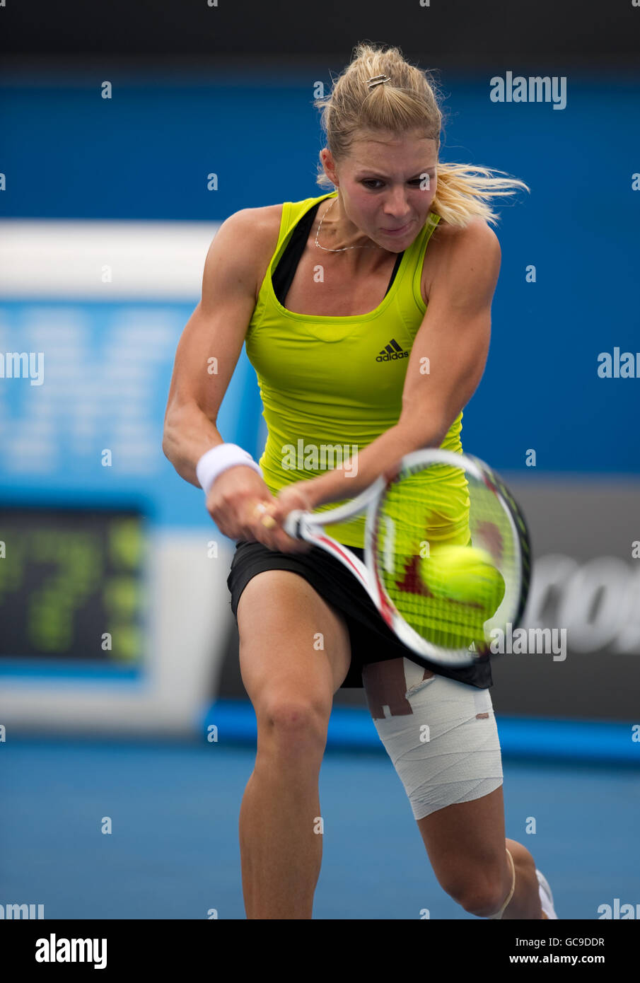 Tennis - Australian Open 2010 - Tag Fünf - Melbourne Park. Maria Kirilenko im Kampf gegen Roberta Vinci Stockfoto