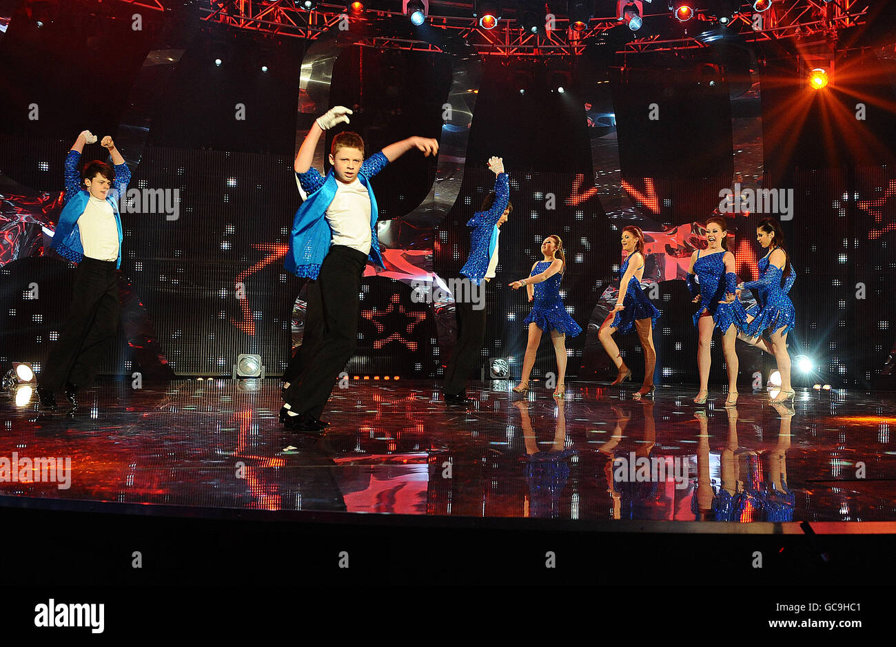 MJ Latin erscheinen auf Sky TV's Got To Dance in den Maidstone Studios in Kent. Stockfoto
