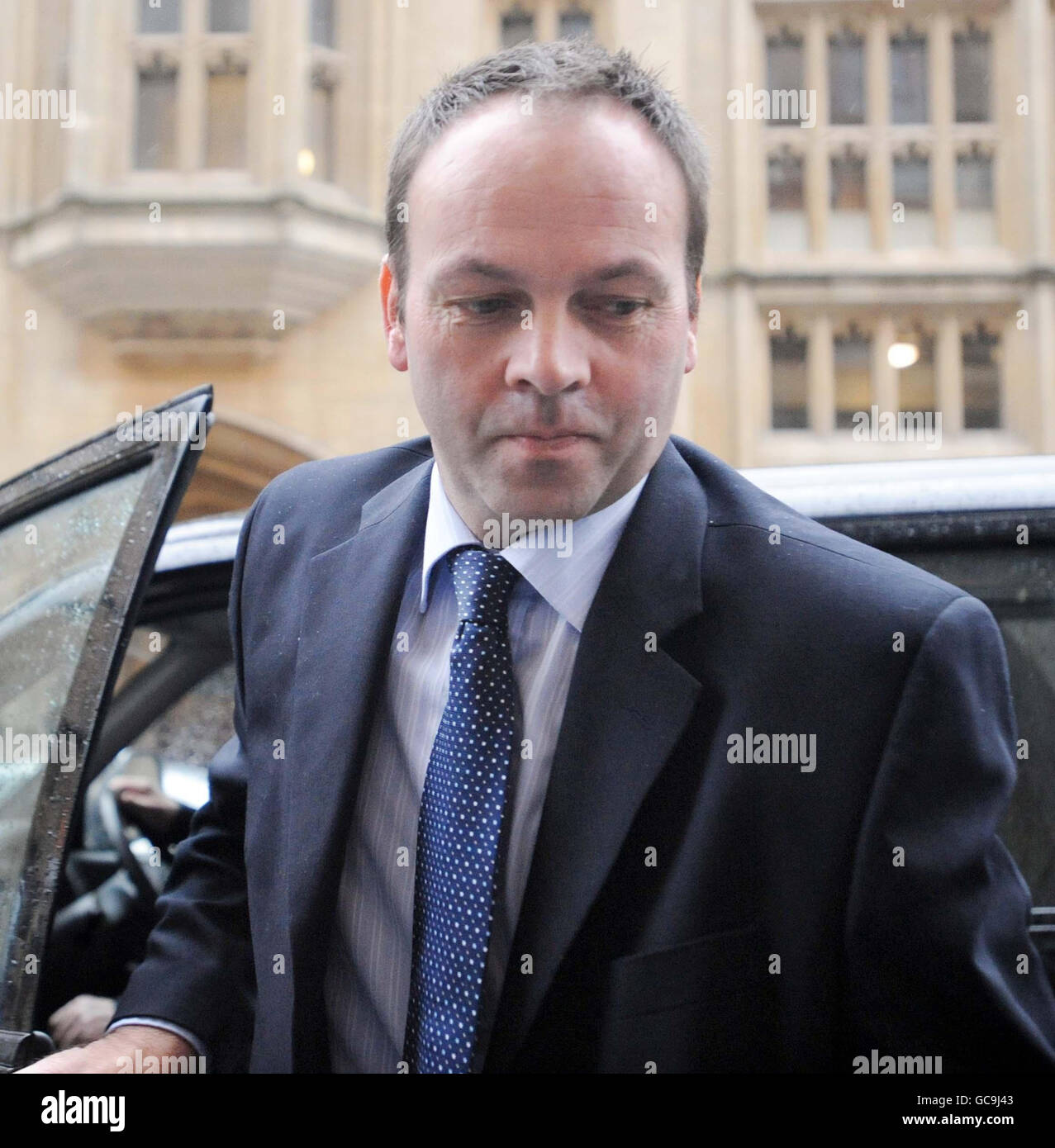 Adrian Prout kommt am Bristol Crown Court an, wo er vor Gericht steht, weil er angeblich seine entfremdete Frau, Kate Prout, 55, ermordet hat, die vor über zwei Jahren von ihrer 1.2 Millionen, 200 Hektar großen Redhill Farm verschwand. Stockfoto