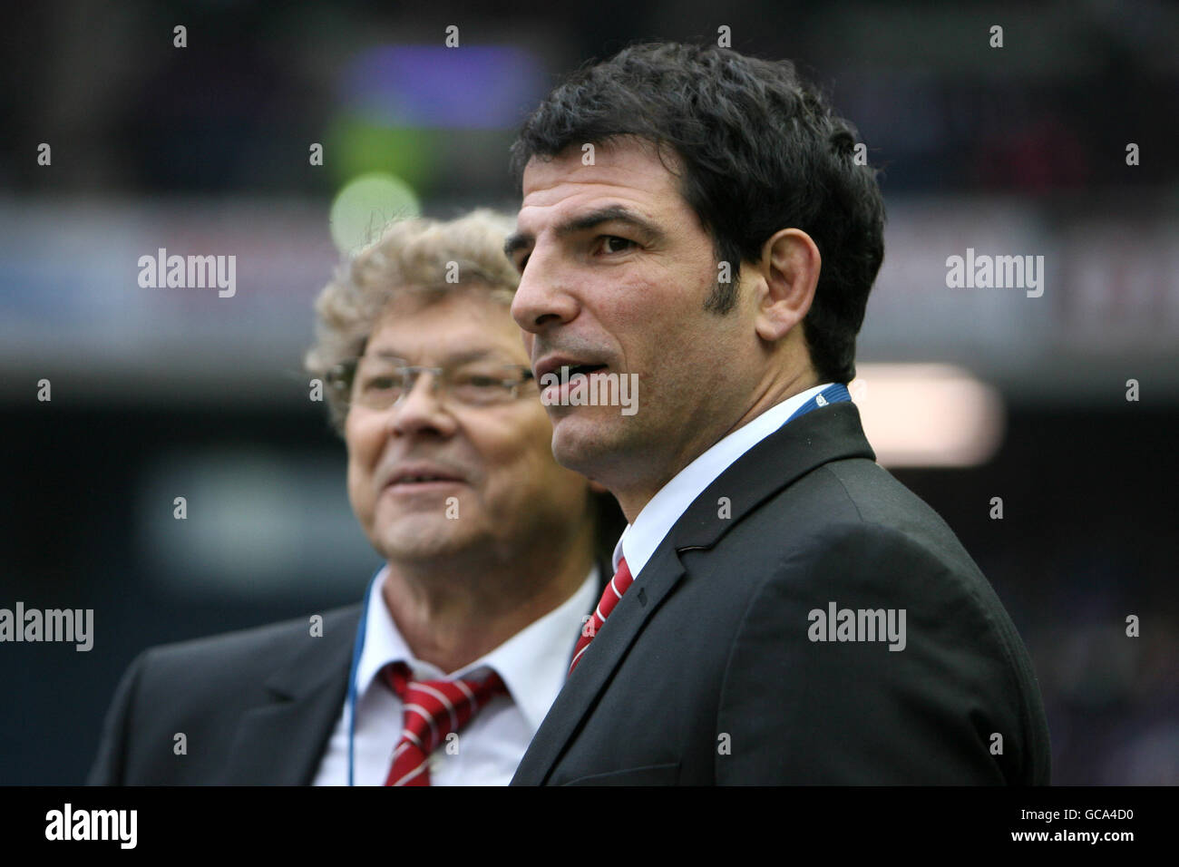 Rugby Union - RBS 6 Nations Championship 2010 - Schottland gegen Frankreich - Murrayfield. Marc Lievremont (rechts), France Head Coach Stockfoto