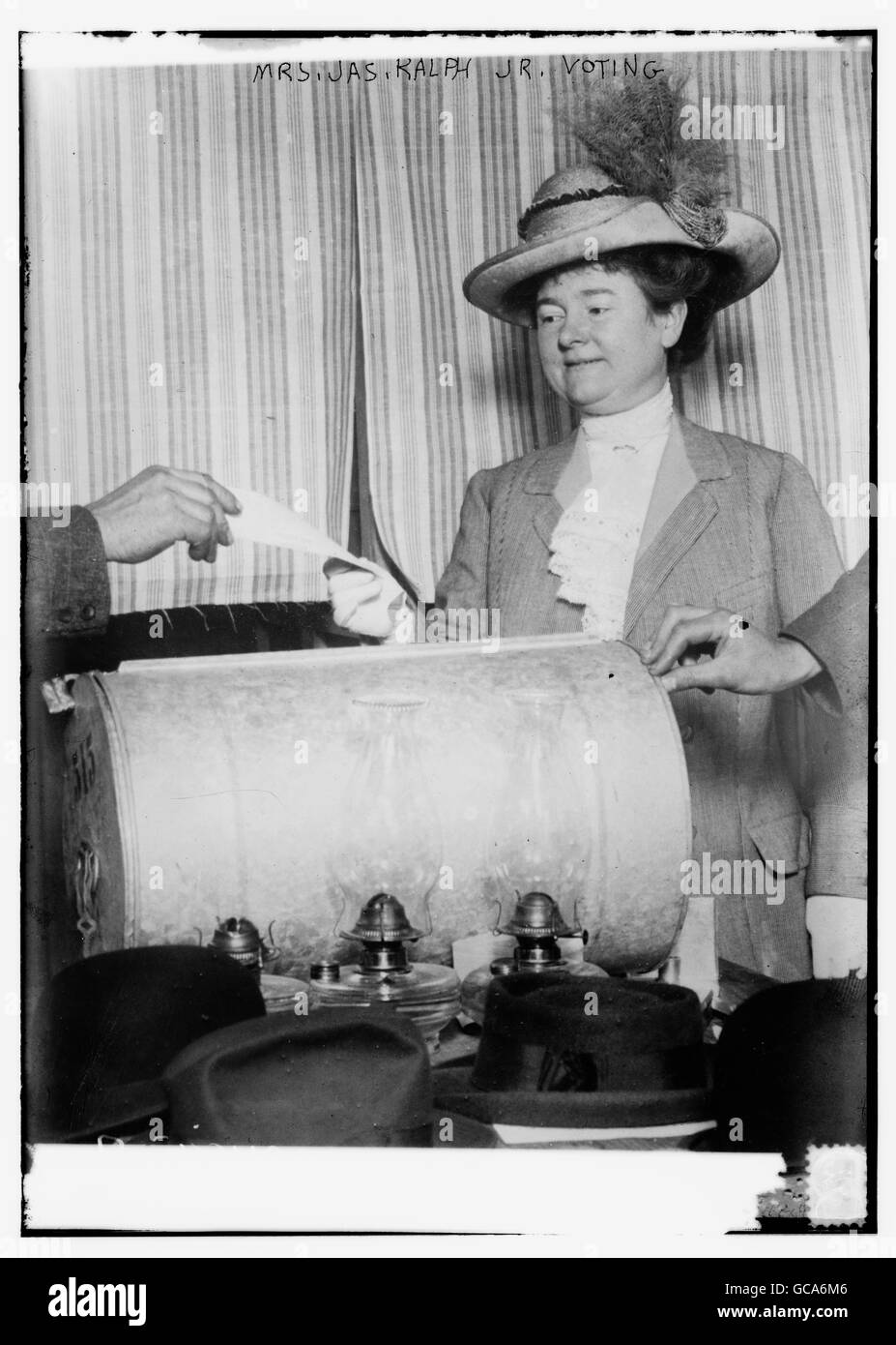 Frau der Bürgermeister von San Fransisco Abstimmung. California Frauen gewann das Wahlrecht dort im Jahre 1911. Stockfoto